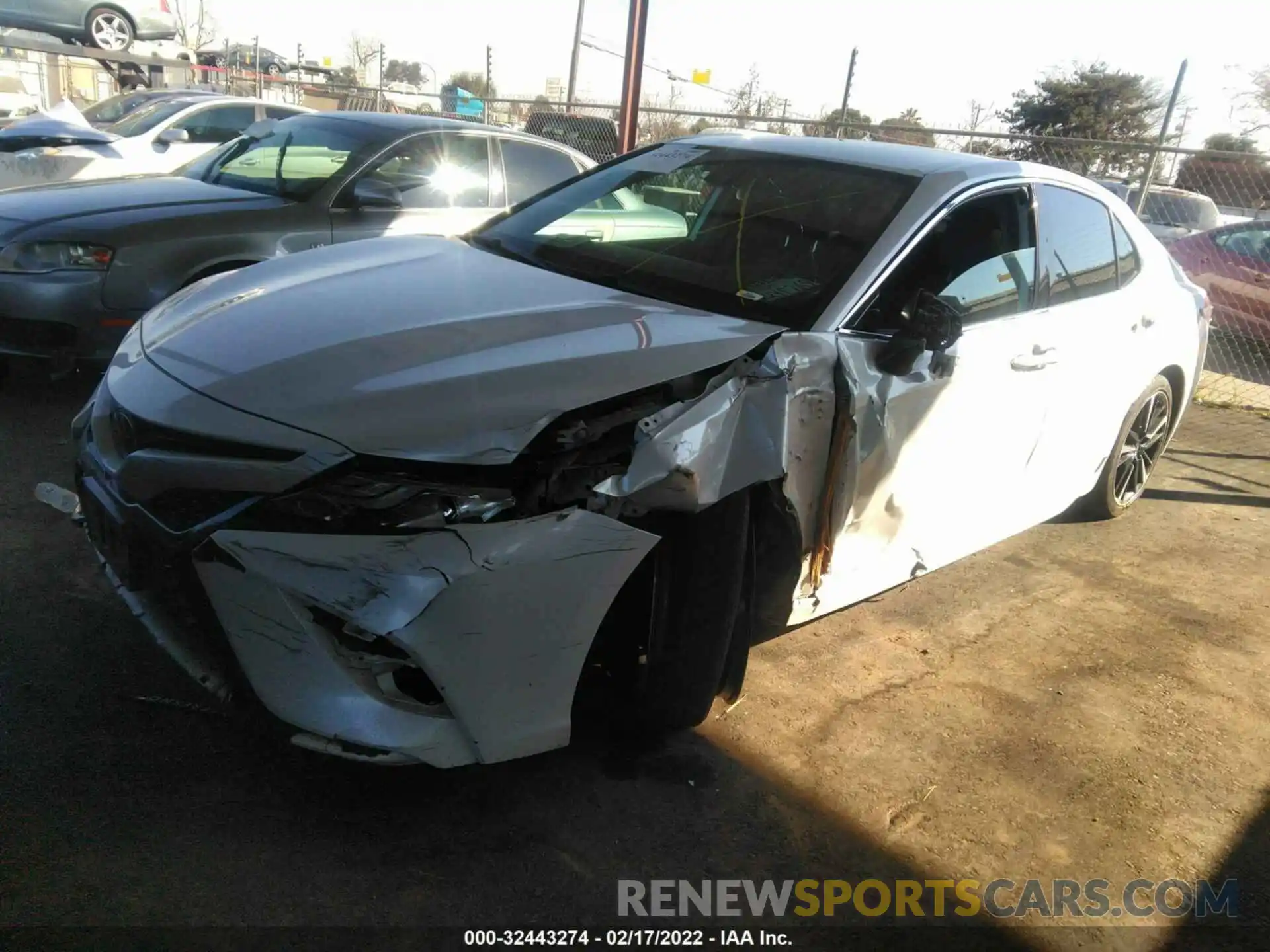 2 Photograph of a damaged car 4T1B61HK9KU742388 TOYOTA CAMRY 2019