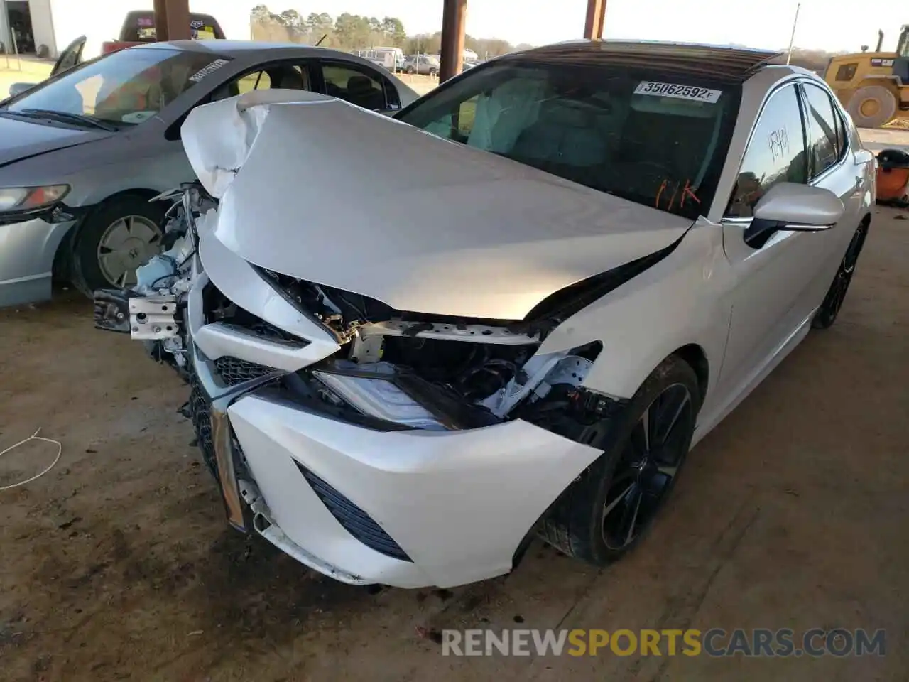 2 Photograph of a damaged car 4T1B61HK9KU747252 TOYOTA CAMRY 2019