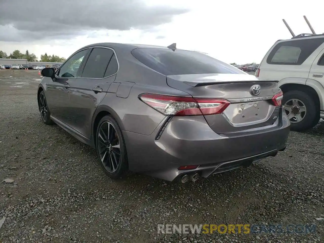 3 Photograph of a damaged car 4T1B61HK9KU759515 TOYOTA CAMRY 2019