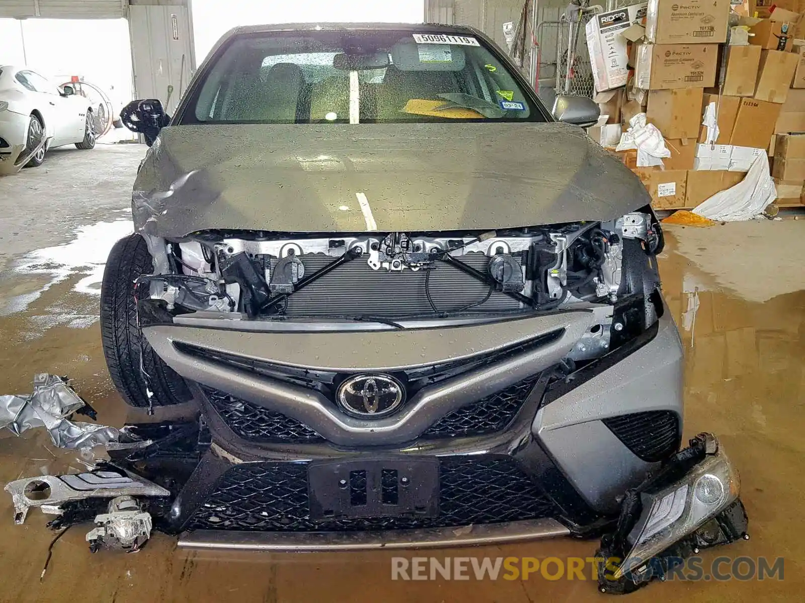 9 Photograph of a damaged car 4T1B61HK9KU763564 TOYOTA CAMRY 2019