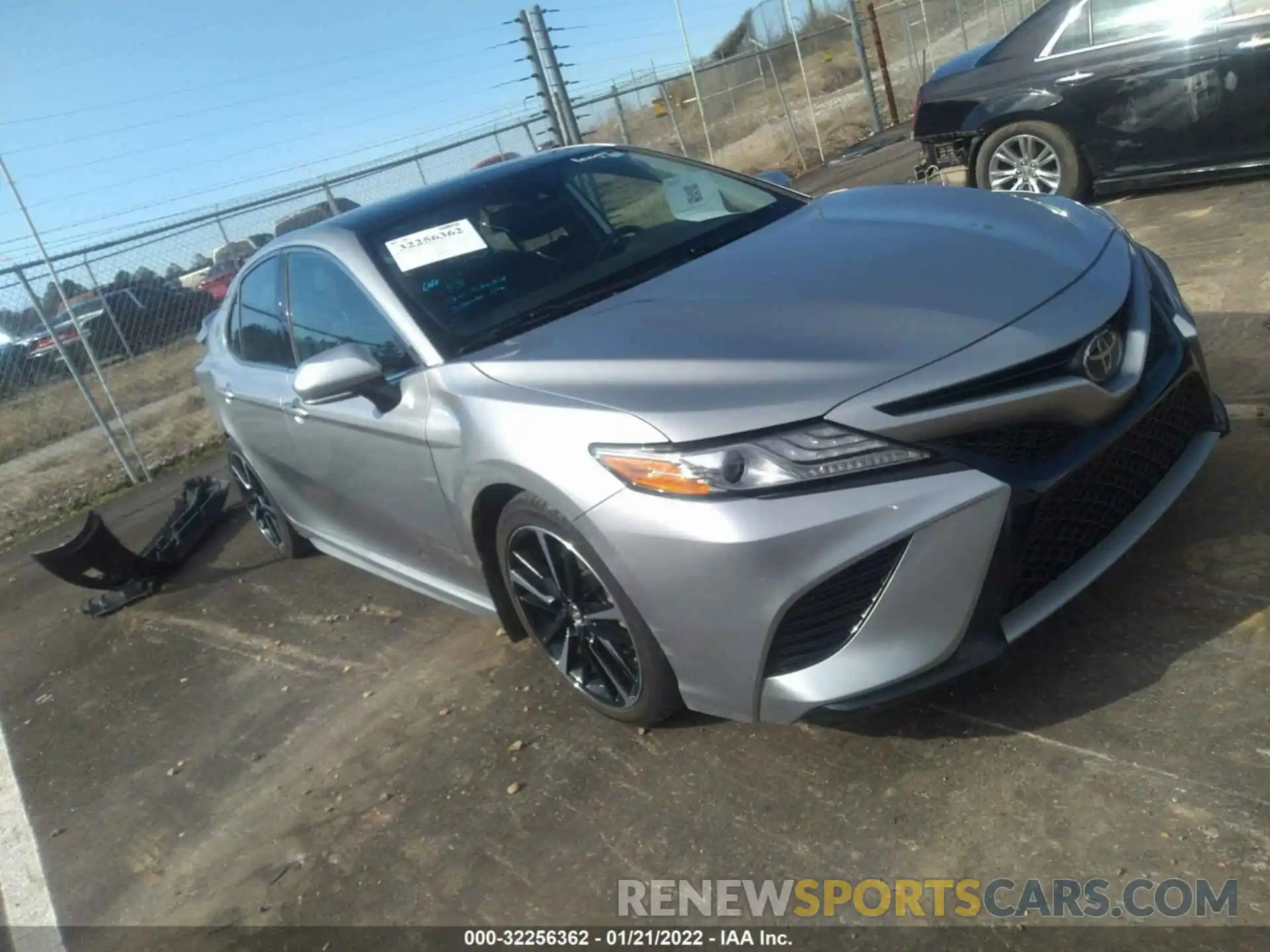 1 Photograph of a damaged car 4T1B61HK9KU774189 TOYOTA CAMRY 2019