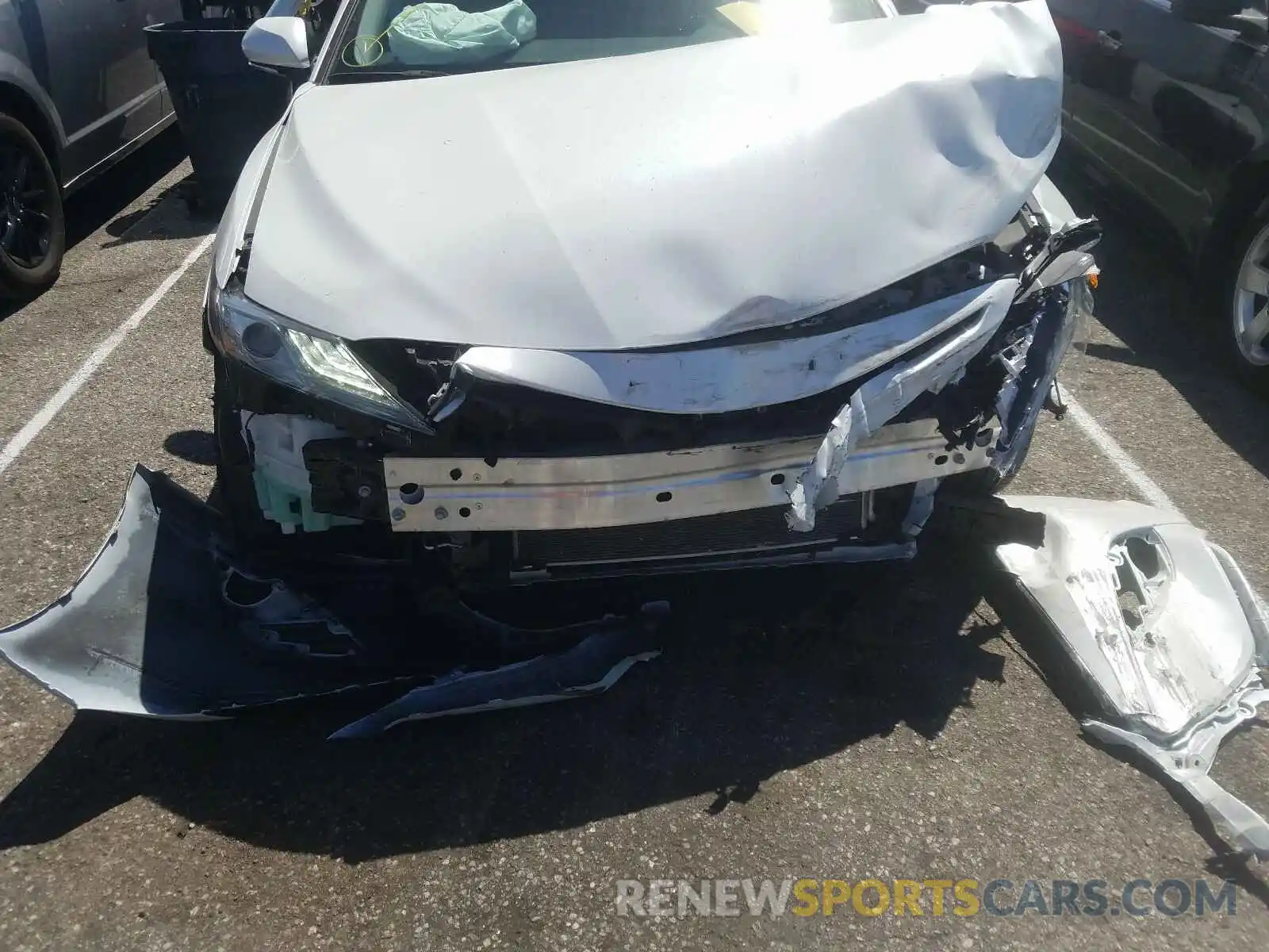 7 Photograph of a damaged car 4T1B61HK9KU783961 TOYOTA CAMRY 2019