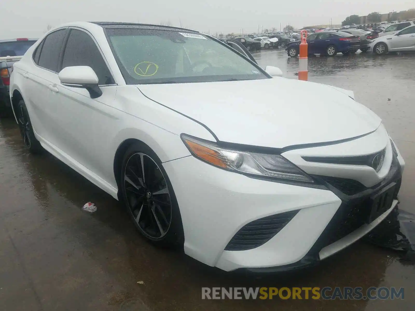 1 Photograph of a damaged car 4T1B61HK9KU792515 TOYOTA CAMRY 2019