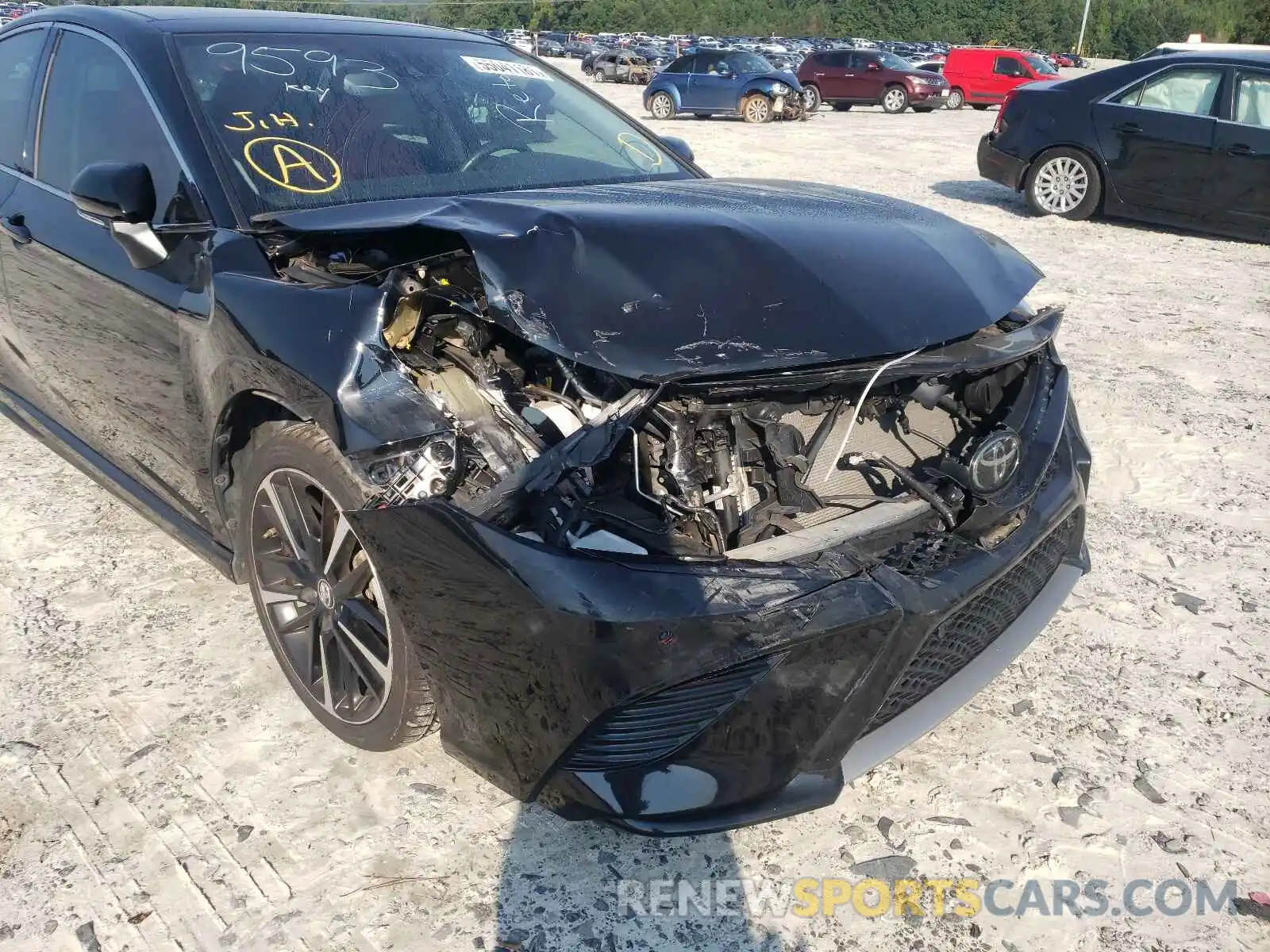 9 Photograph of a damaged car 4T1B61HK9KU799593 TOYOTA CAMRY 2019