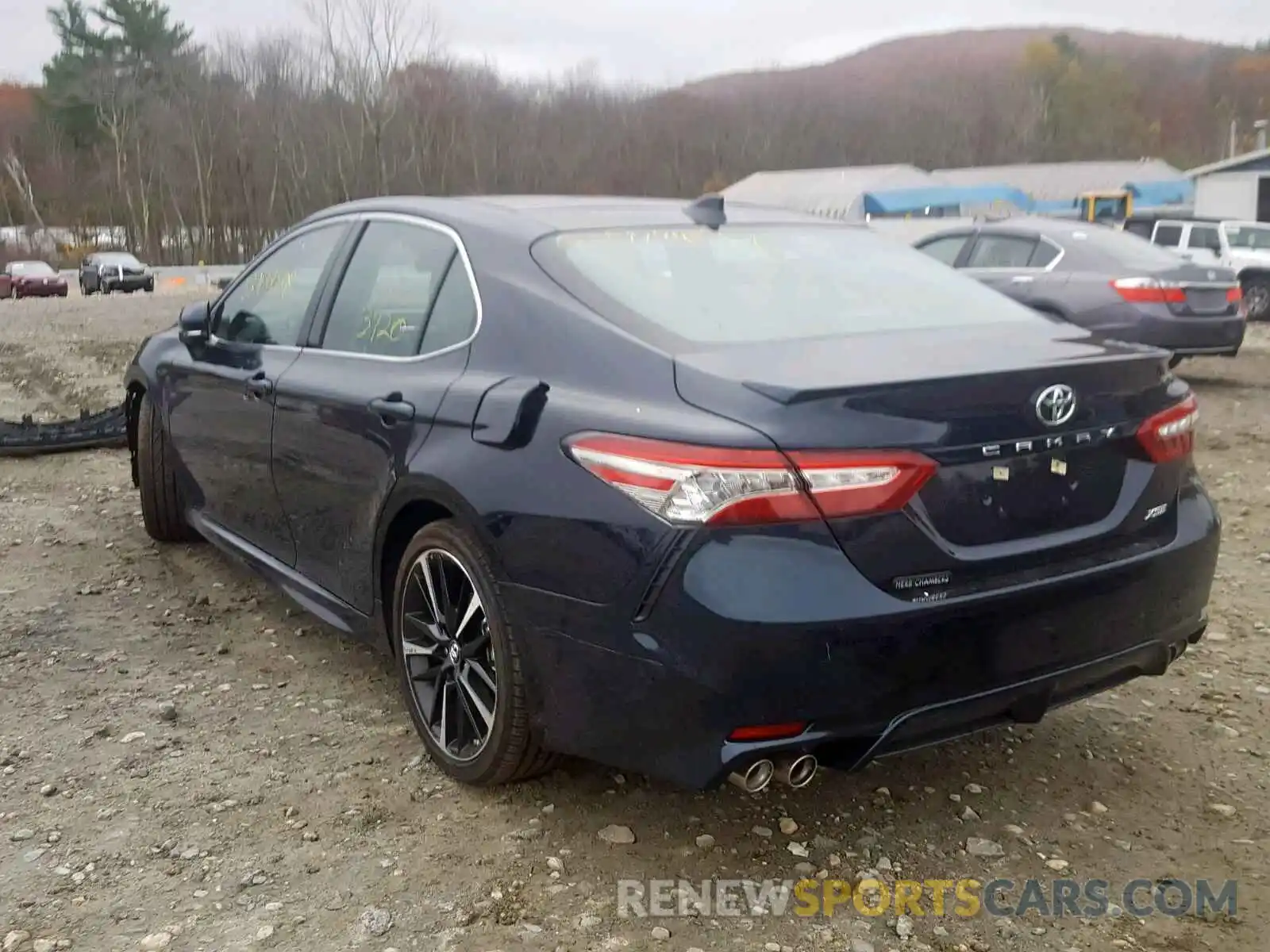 3 Photograph of a damaged car 4T1B61HK9KU802380 TOYOTA CAMRY 2019