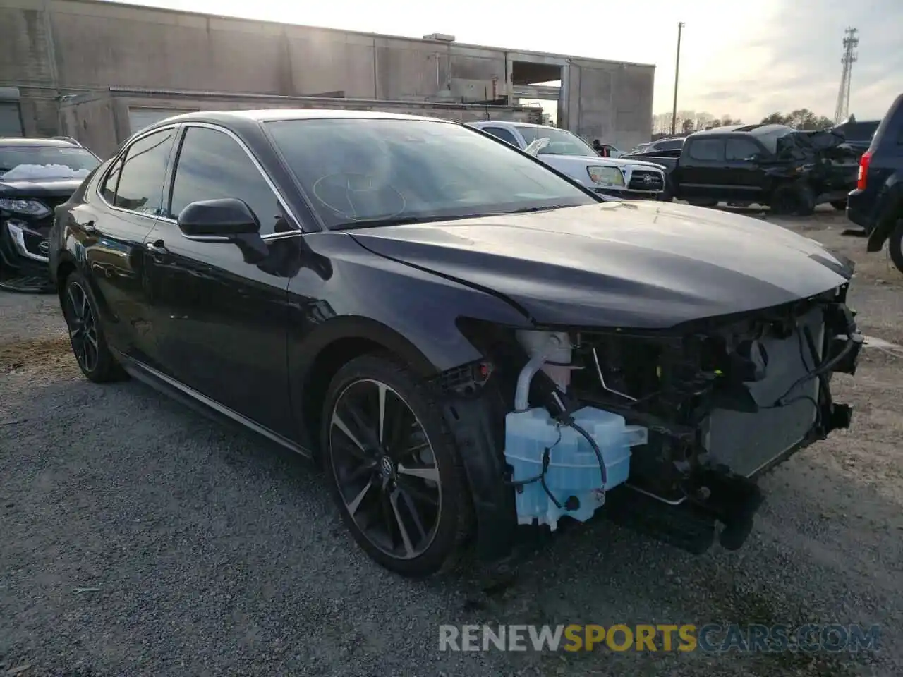 1 Photograph of a damaged car 4T1B61HK9KU821396 TOYOTA CAMRY 2019