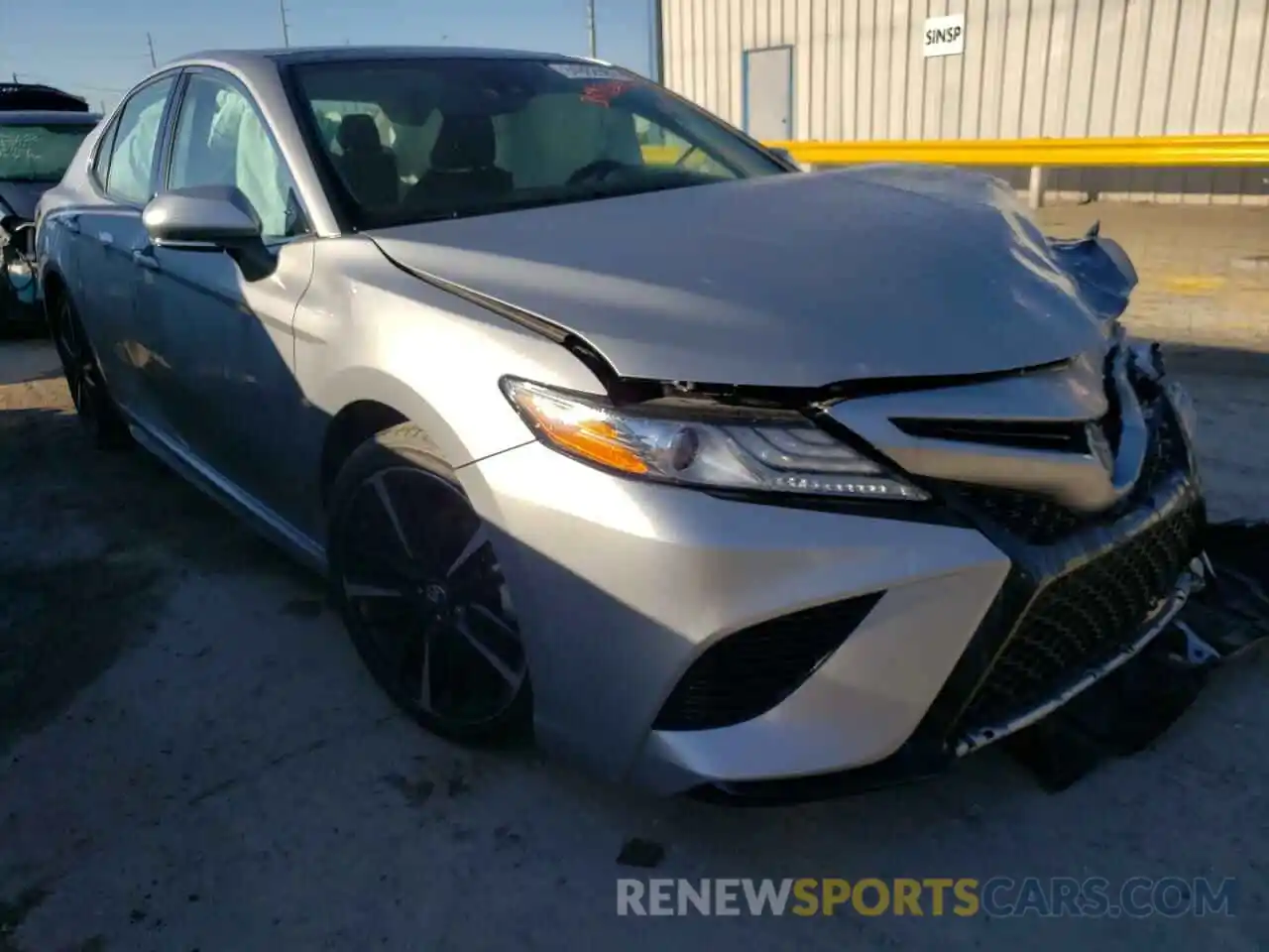 1 Photograph of a damaged car 4T1B61HK9KU827862 TOYOTA CAMRY 2019