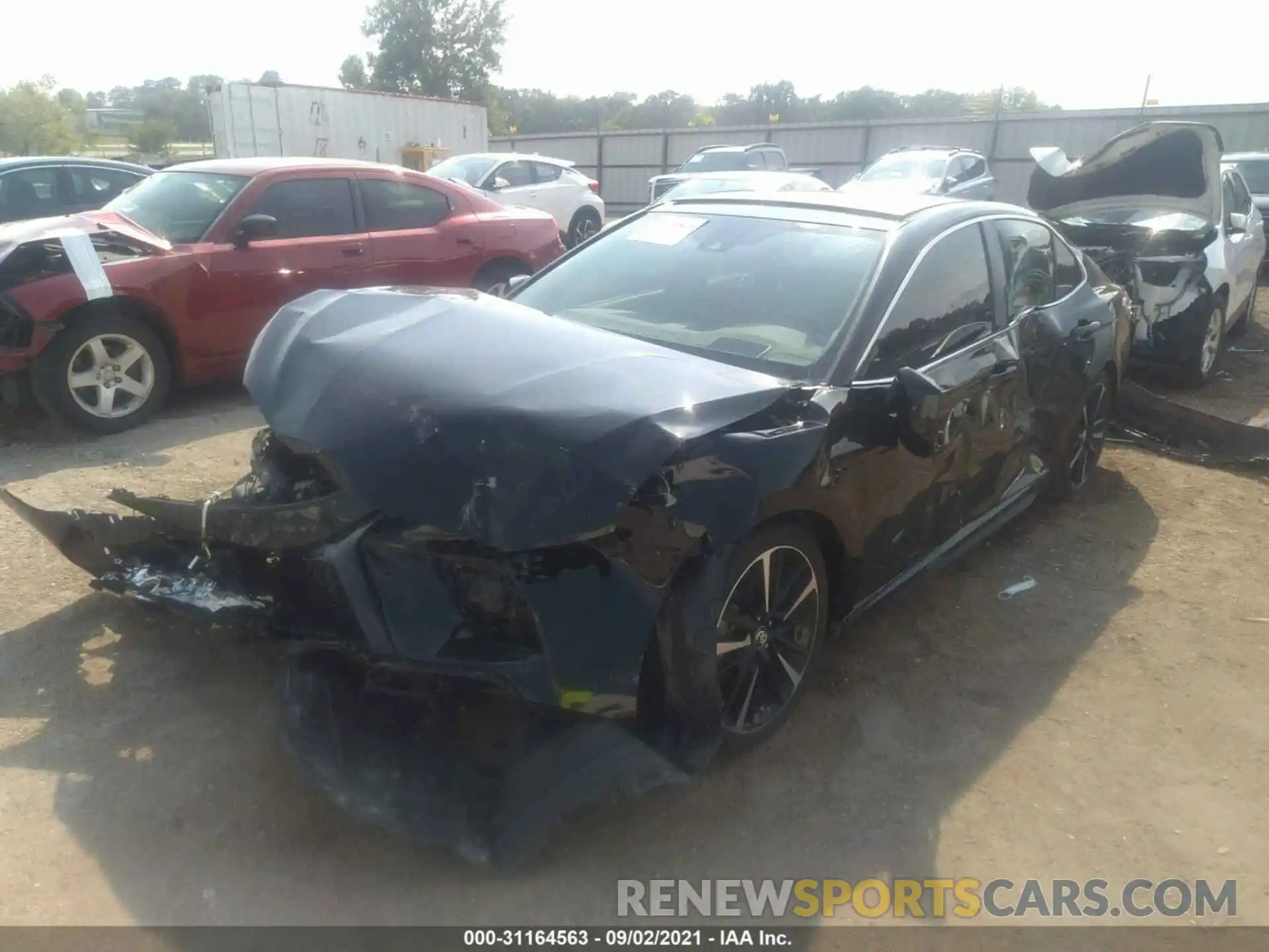 2 Photograph of a damaged car 4T1B61HK9KU832141 TOYOTA CAMRY 2019