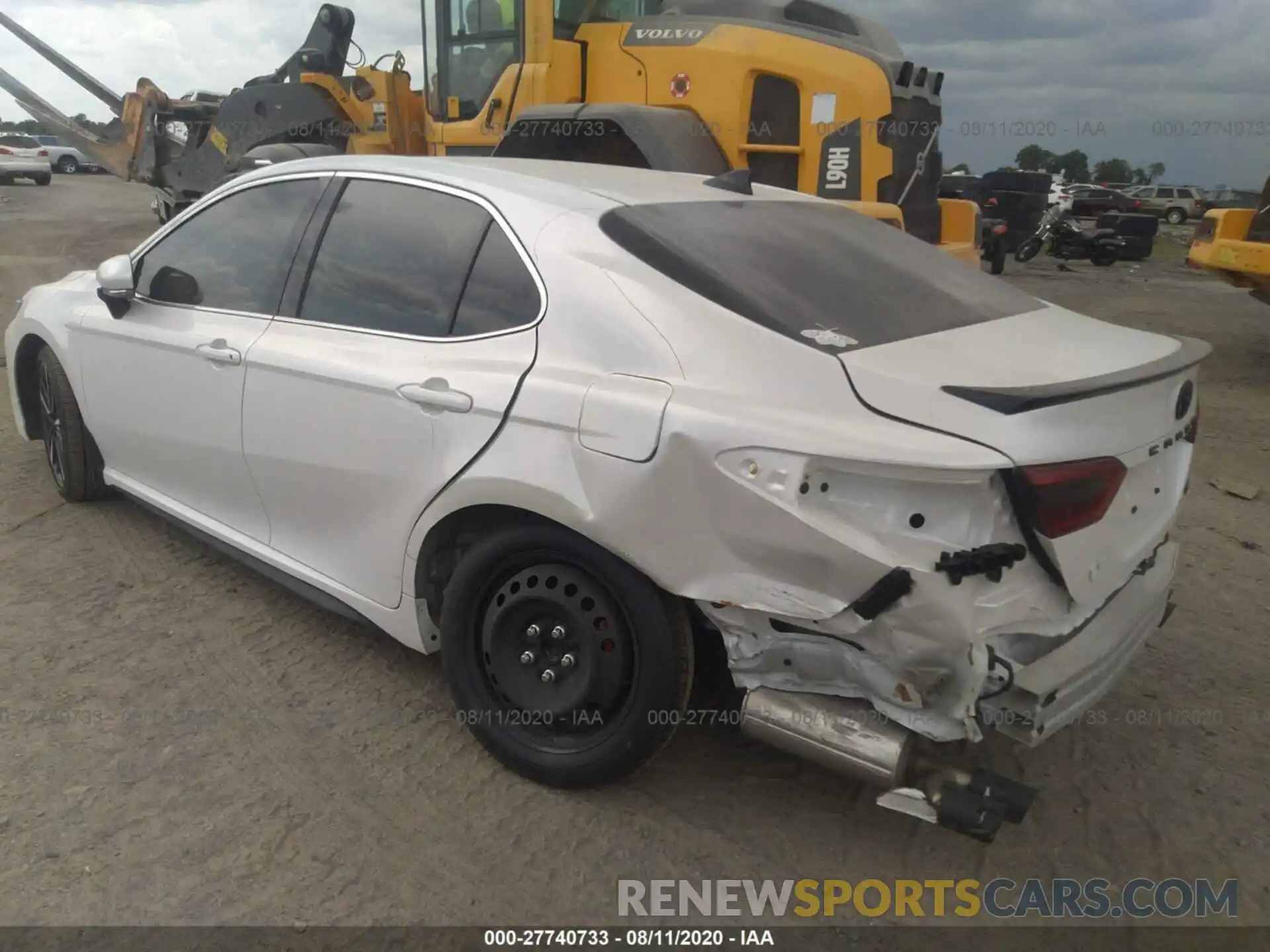 3 Photograph of a damaged car 4T1B61HK9KU834844 TOYOTA CAMRY 2019