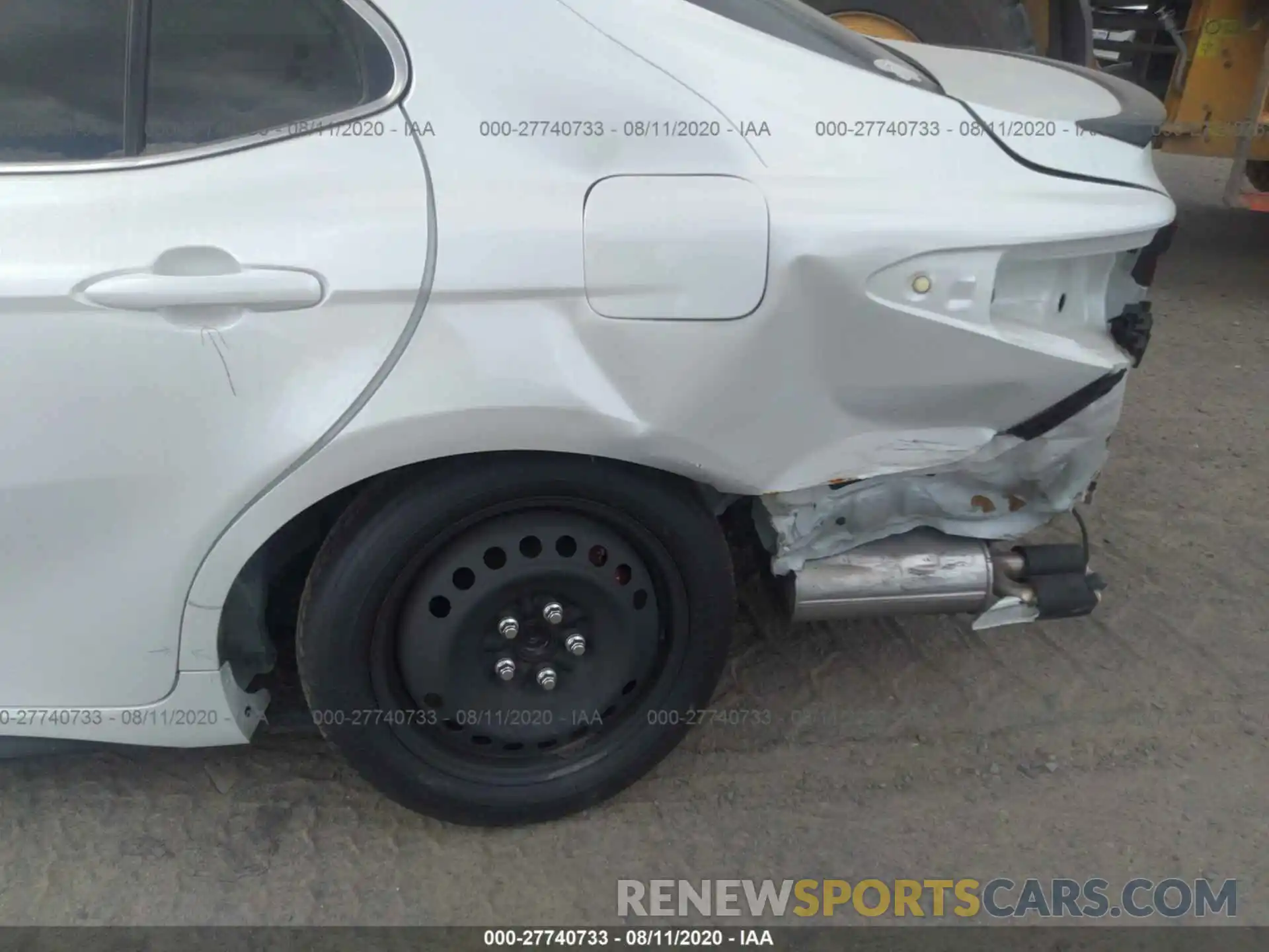 6 Photograph of a damaged car 4T1B61HK9KU834844 TOYOTA CAMRY 2019