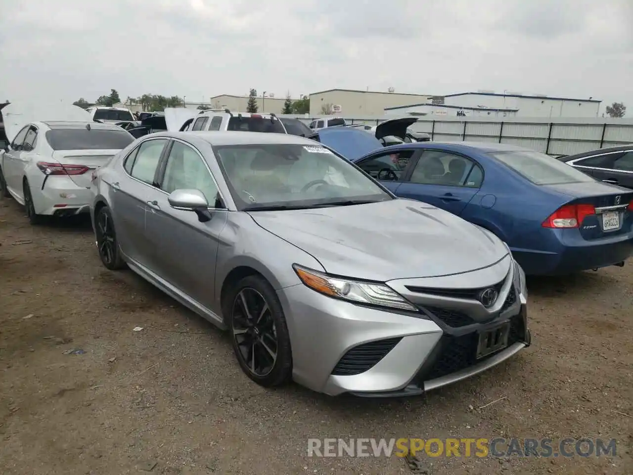 1 Photograph of a damaged car 4T1B61HK9KU851787 TOYOTA CAMRY 2019