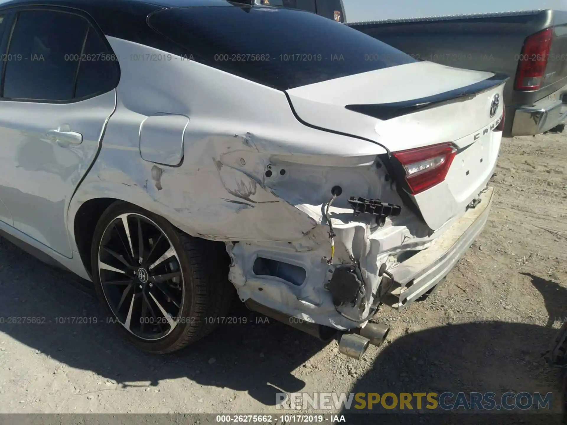 6 Photograph of a damaged car 4T1B61HKXKU159876 TOYOTA CAMRY 2019