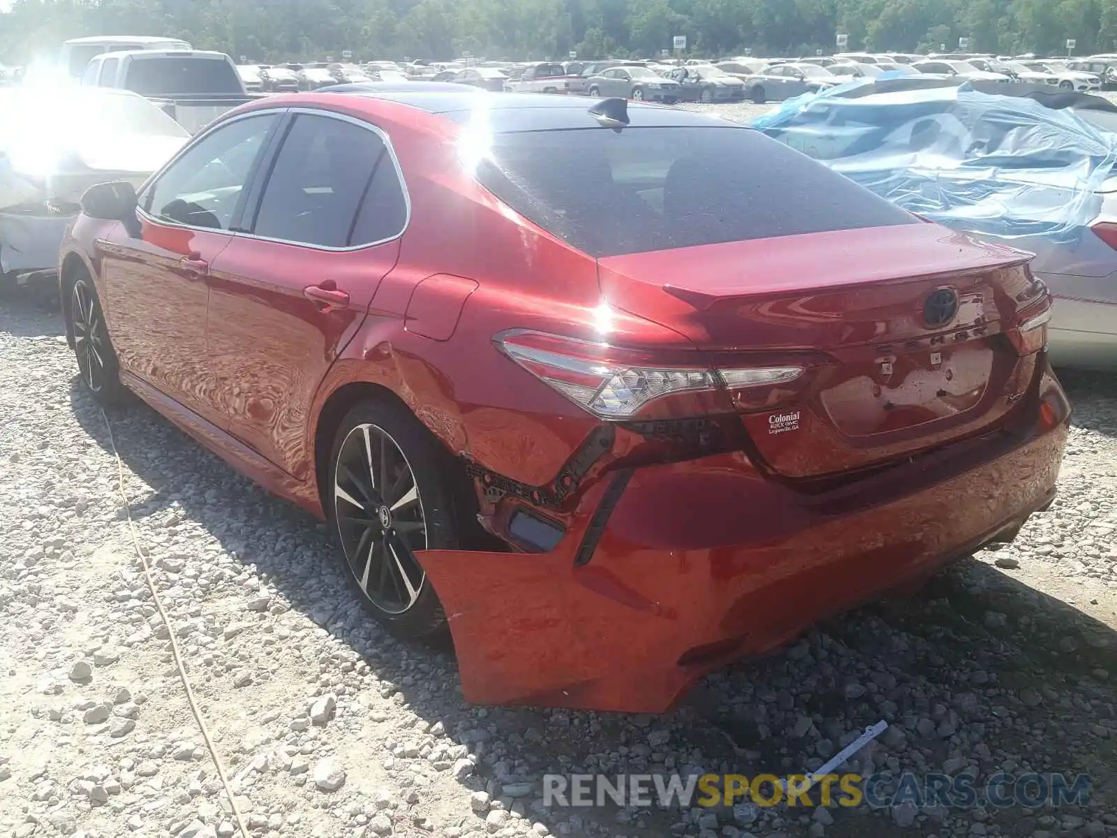 3 Photograph of a damaged car 4T1B61HKXKU164477 TOYOTA CAMRY 2019