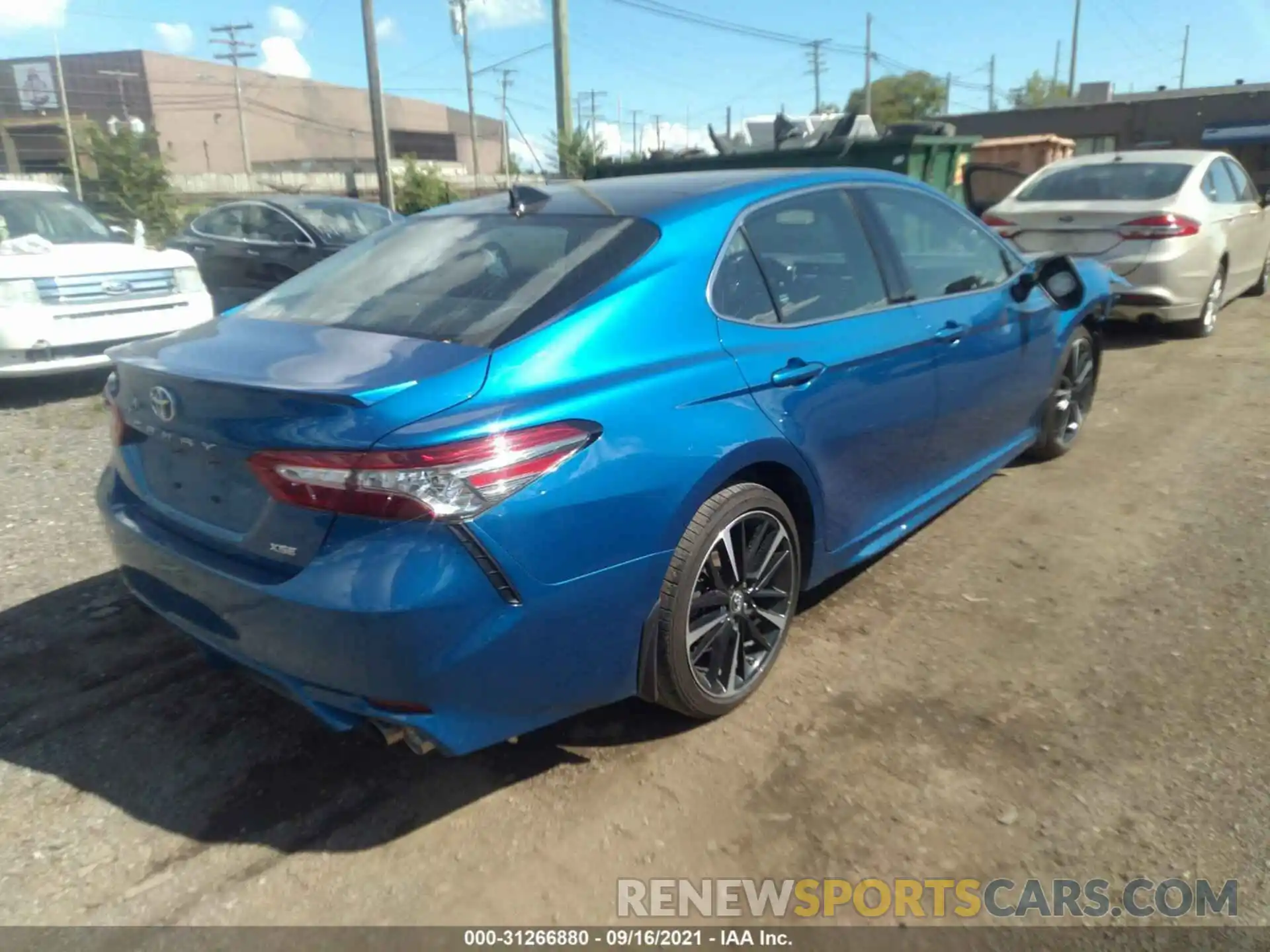 4 Photograph of a damaged car 4T1B61HKXKU164642 TOYOTA CAMRY 2019