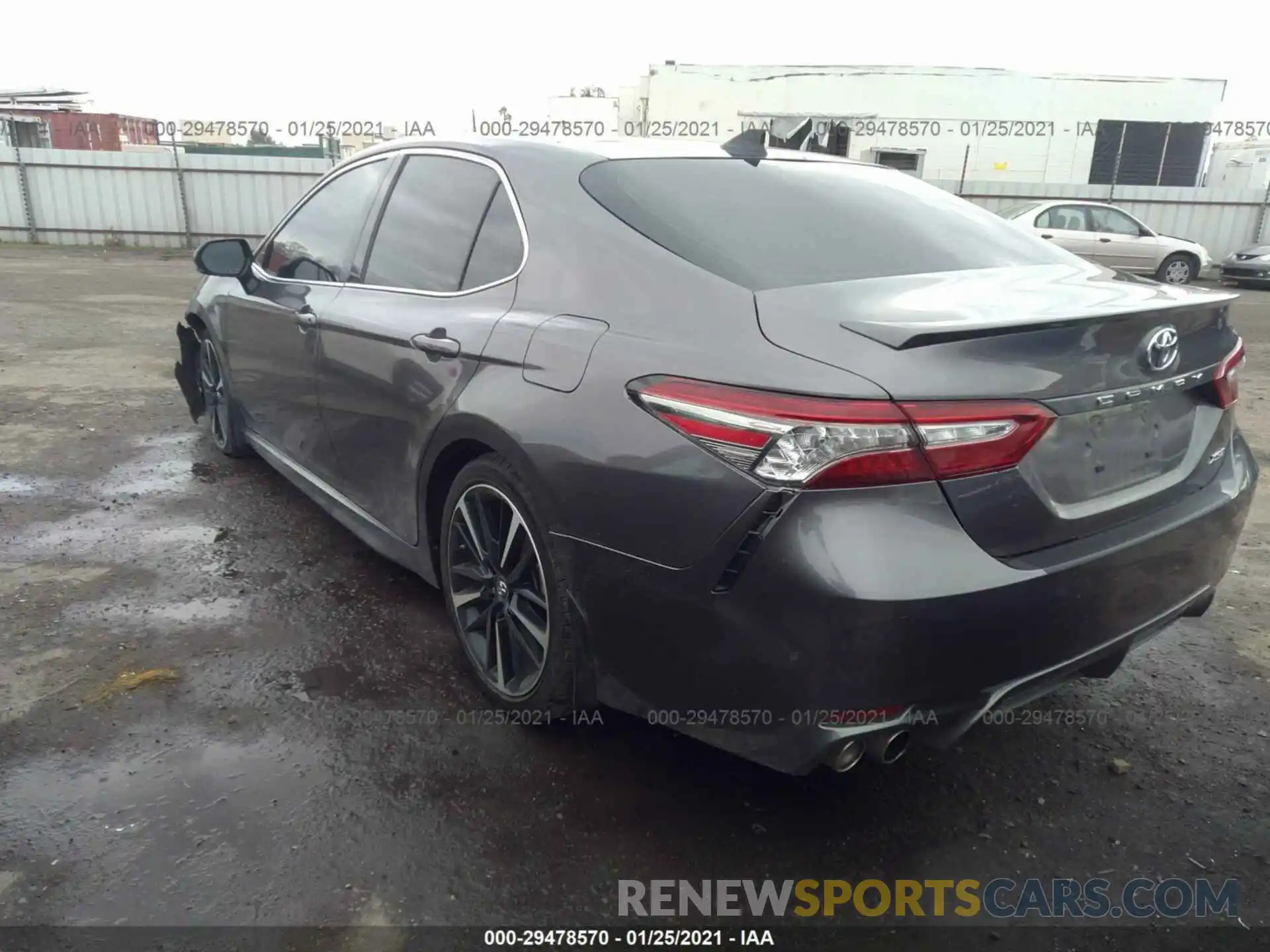 3 Фотография поврежденного автомобиля 4T1B61HKXKU167170 TOYOTA CAMRY 2019