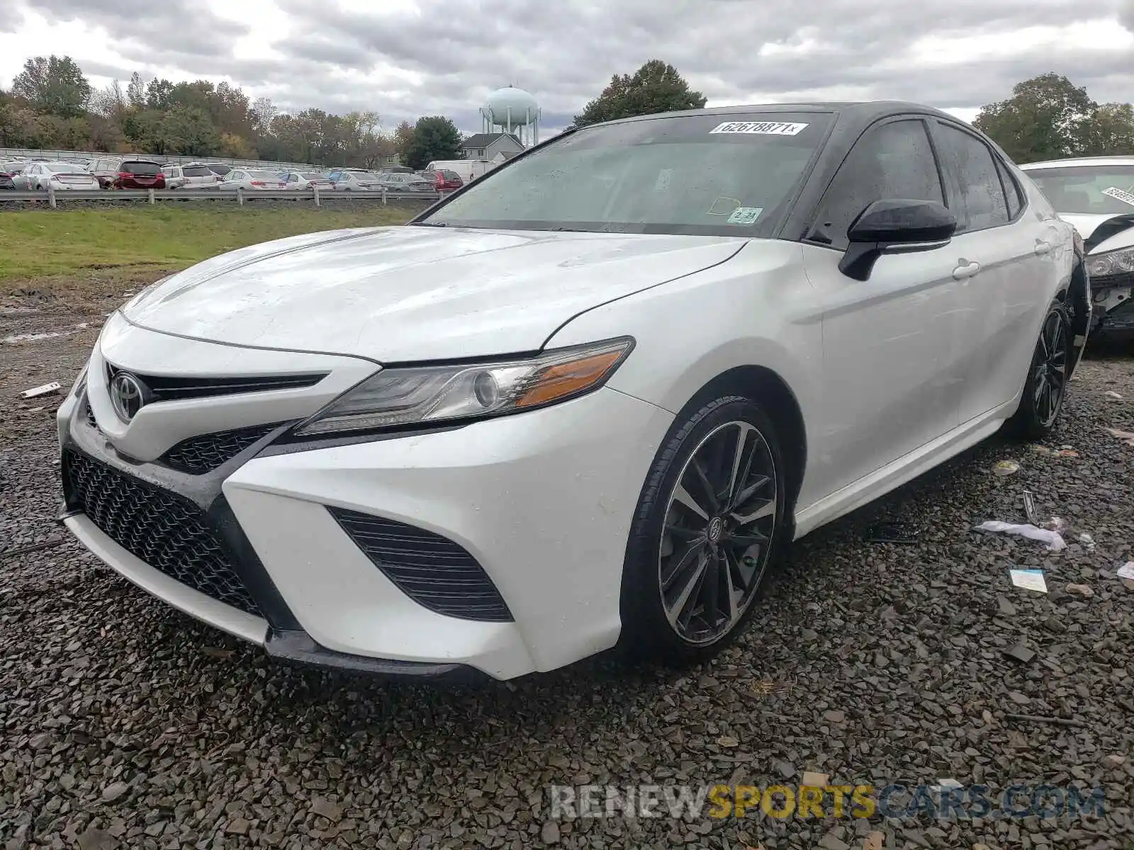 2 Photograph of a damaged car 4T1B61HKXKU167542 TOYOTA CAMRY 2019