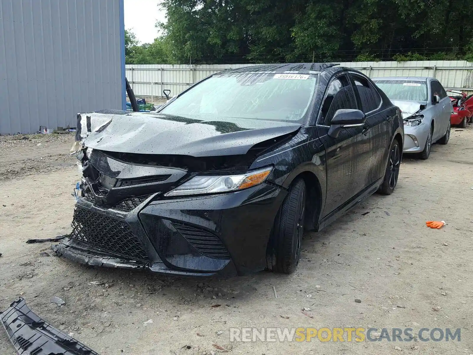 2 Photograph of a damaged car 4T1B61HKXKU184132 TOYOTA CAMRY 2019