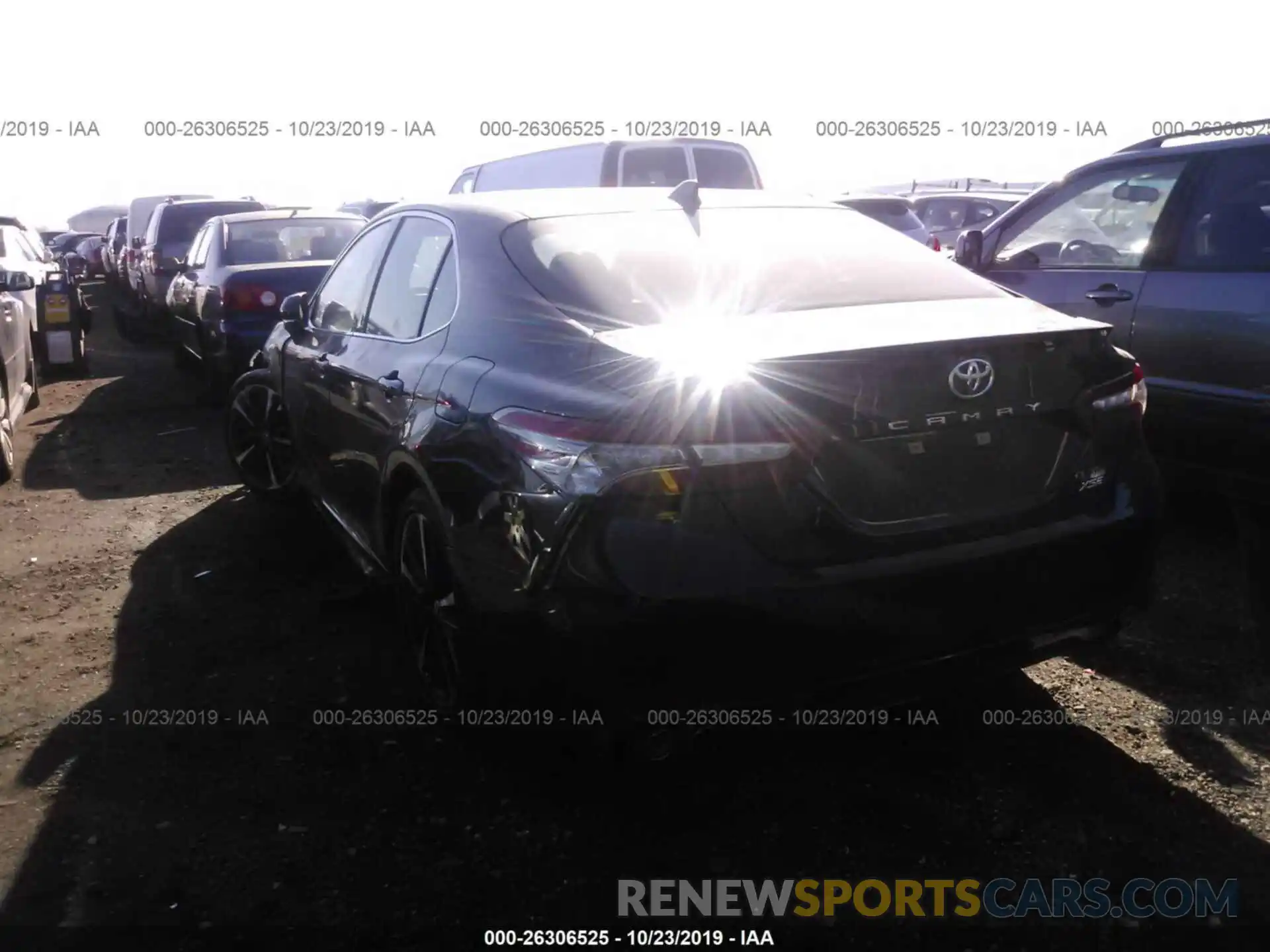 3 Photograph of a damaged car 4T1B61HKXKU190156 TOYOTA CAMRY 2019