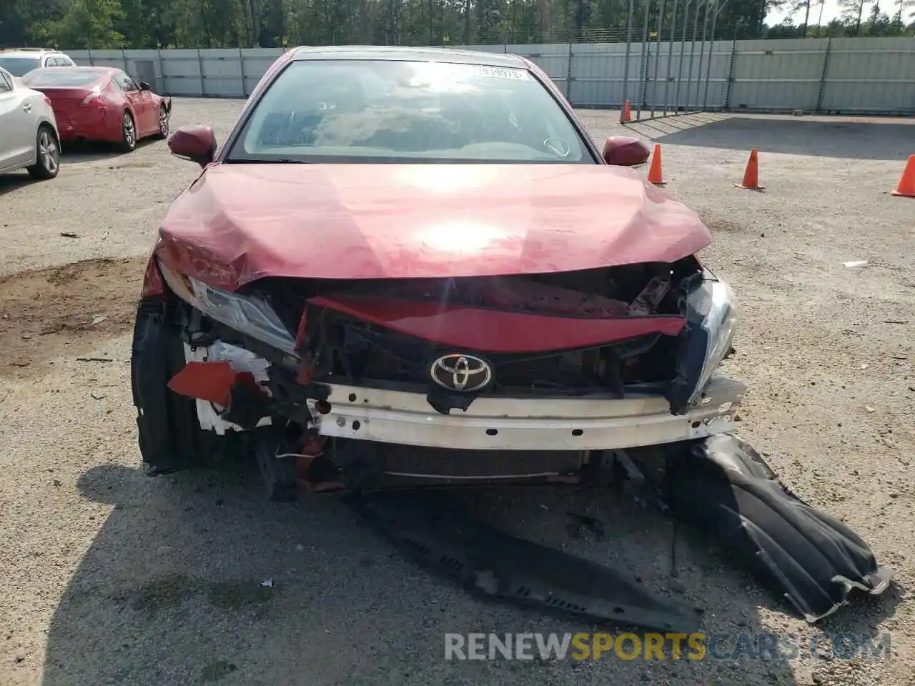 9 Photograph of a damaged car 4T1B61HKXKU202760 TOYOTA CAMRY 2019