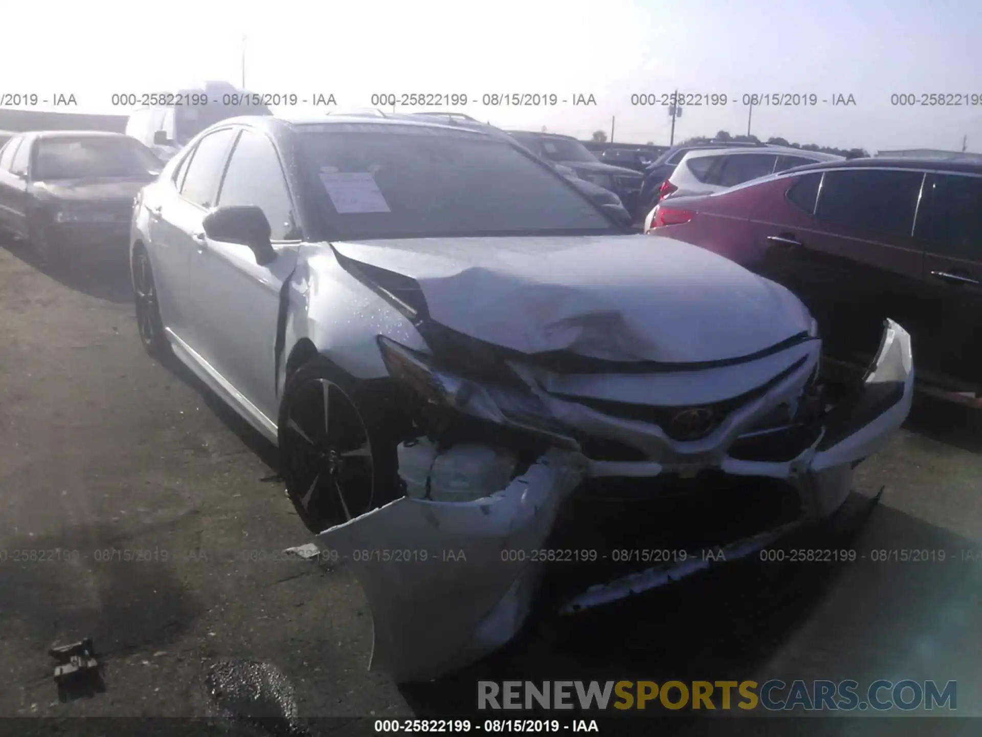 1 Photograph of a damaged car 4T1B61HKXKU215282 TOYOTA CAMRY 2019