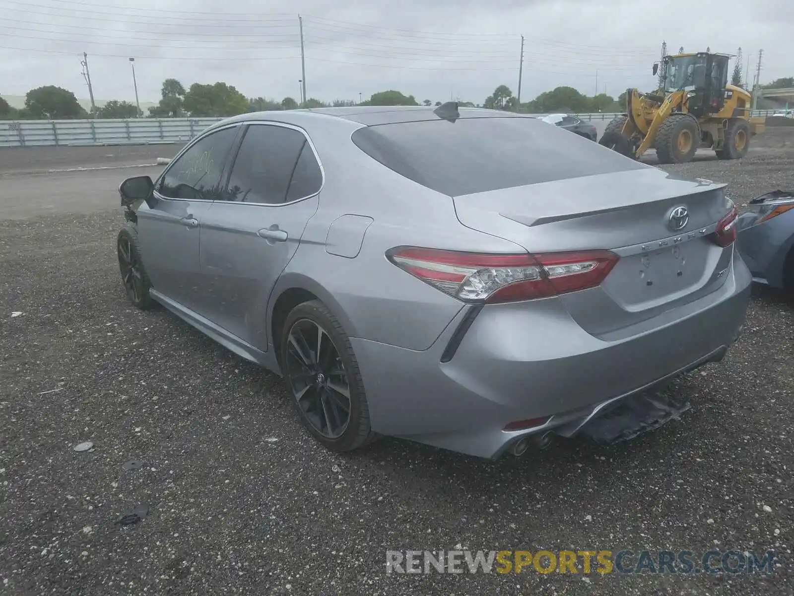 3 Photograph of a damaged car 4T1B61HKXKU217131 TOYOTA CAMRY 2019