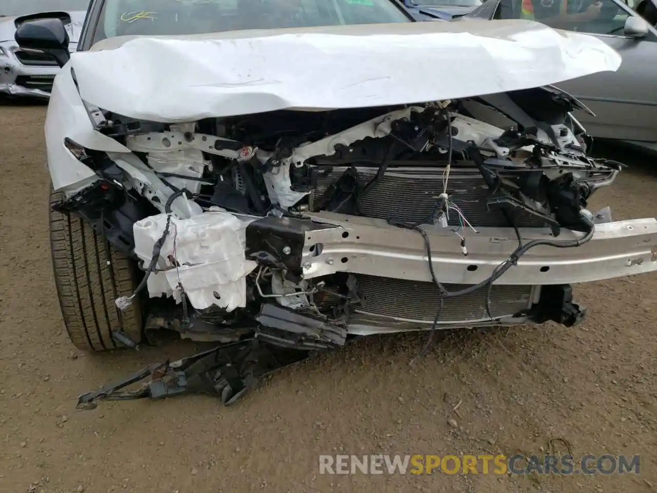 9 Photograph of a damaged car 4T1B61HKXKU224855 TOYOTA CAMRY 2019