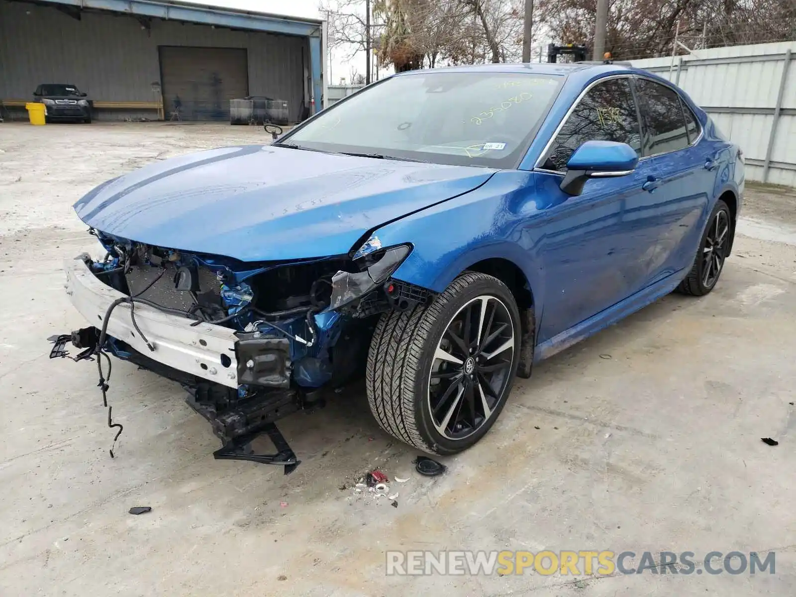 2 Photograph of a damaged car 4T1B61HKXKU235080 TOYOTA CAMRY 2019