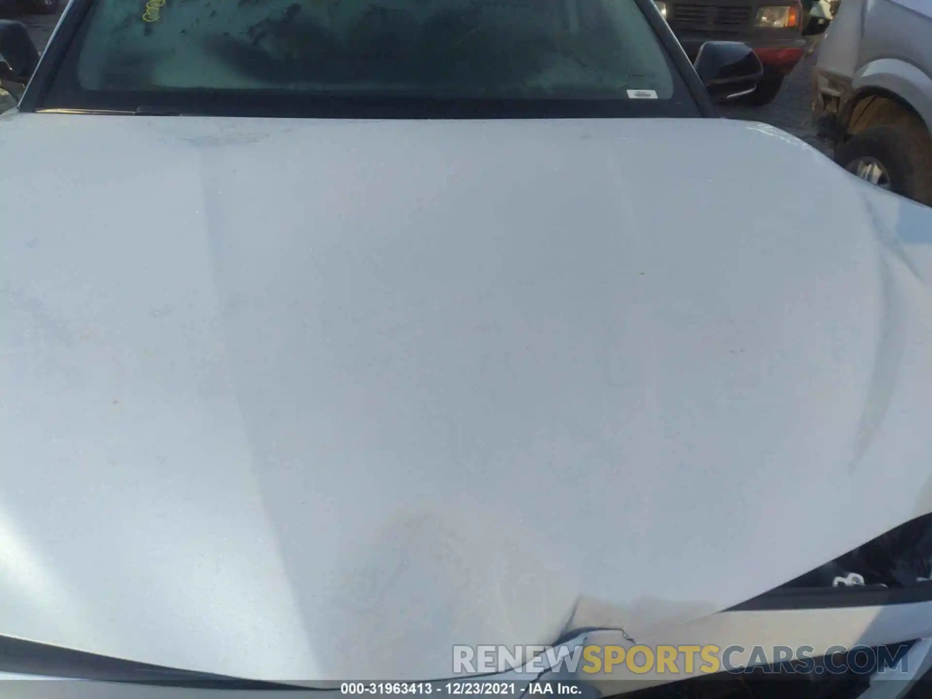 10 Photograph of a damaged car 4T1B61HKXKU235306 TOYOTA CAMRY 2019