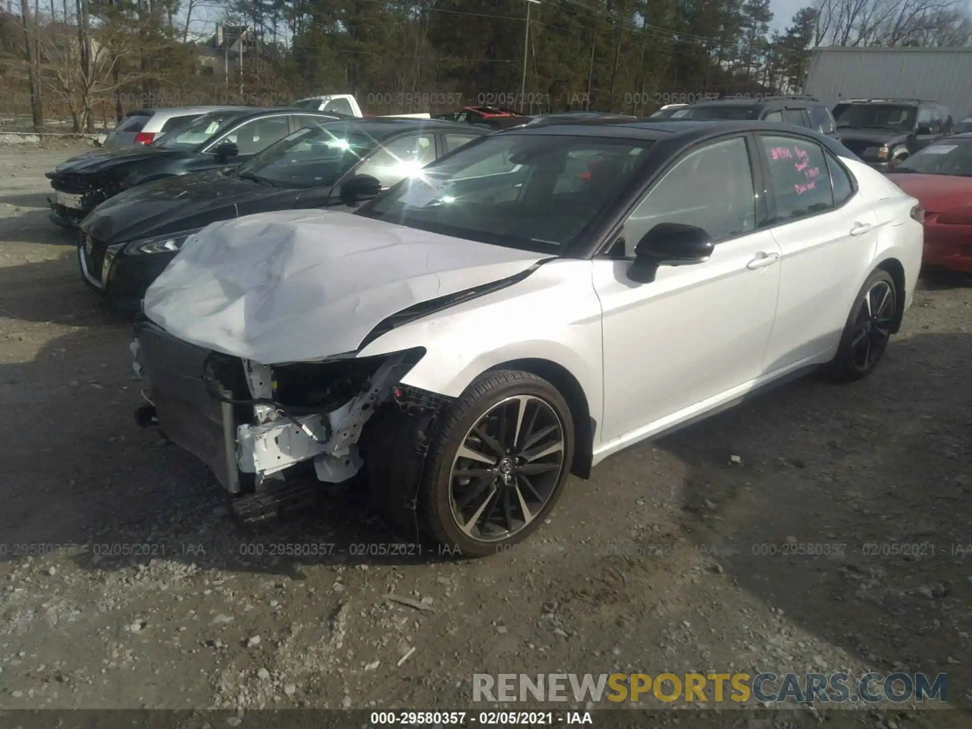 2 Photograph of a damaged car 4T1B61HKXKU235628 TOYOTA CAMRY 2019