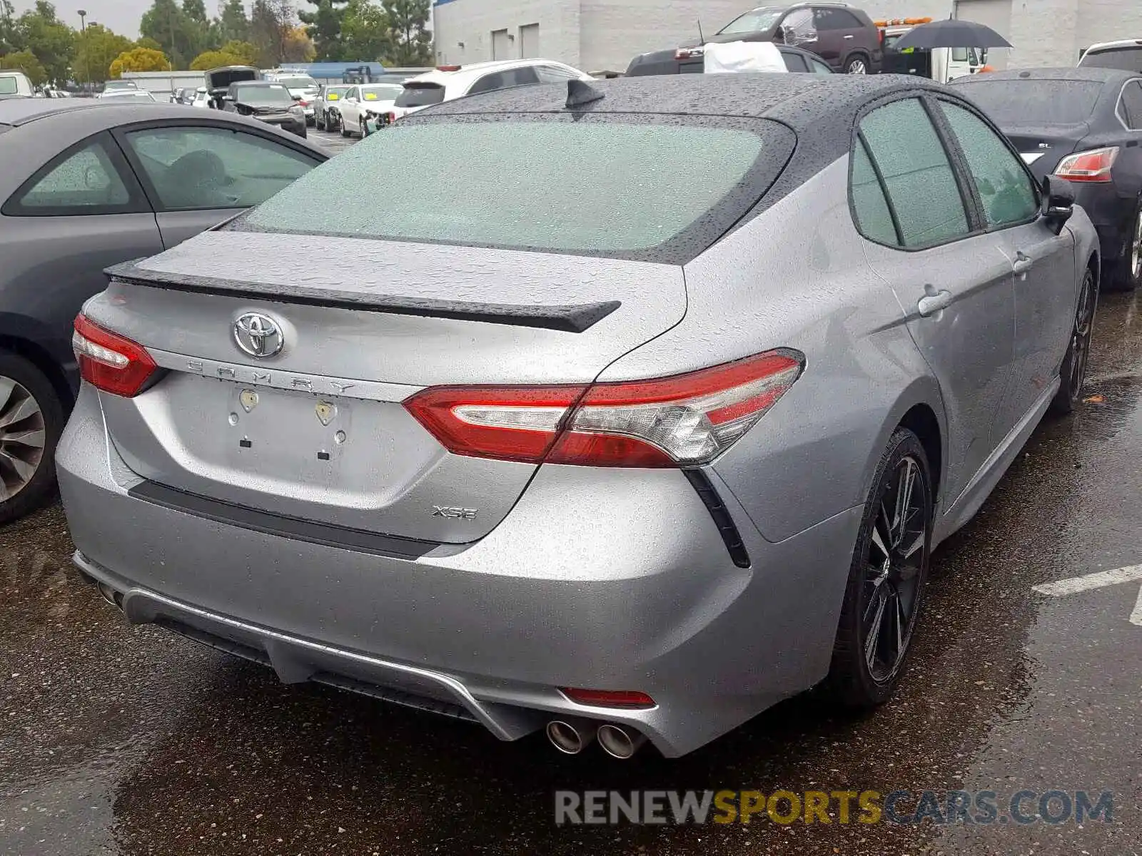 4 Photograph of a damaged car 4T1B61HKXKU236245 TOYOTA CAMRY 2019