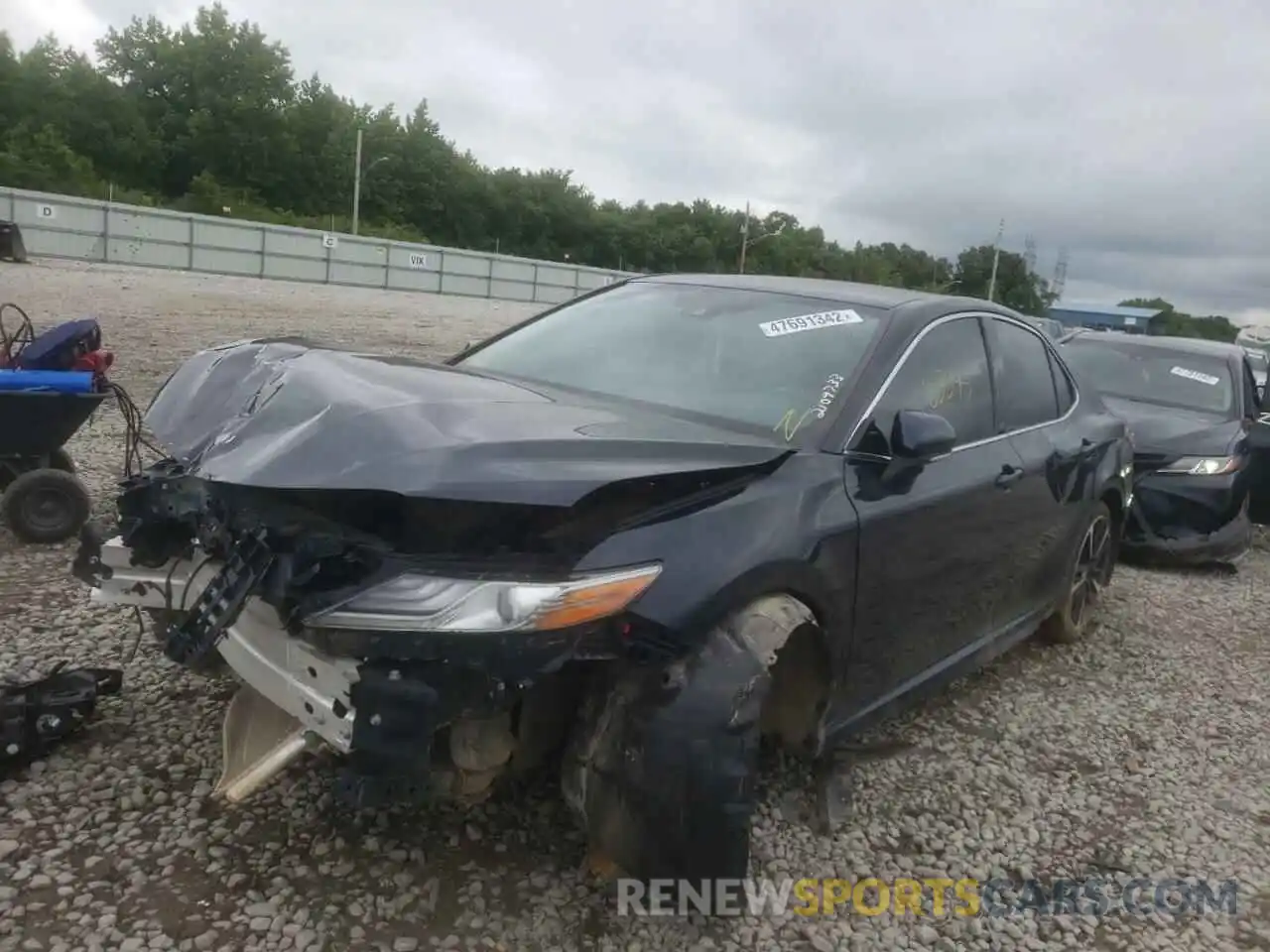 2 Photograph of a damaged car 4T1B61HKXKU237573 TOYOTA CAMRY 2019