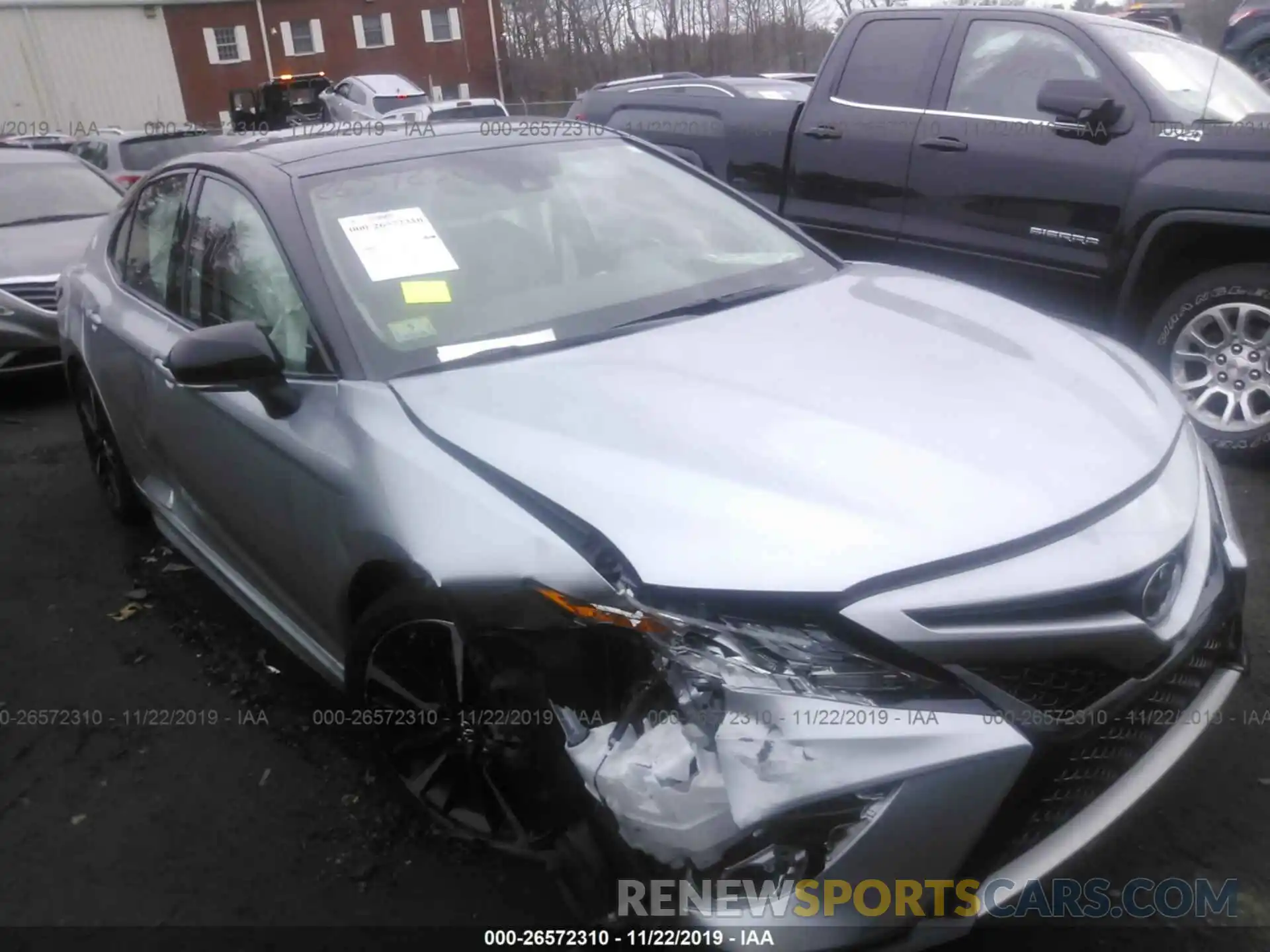 1 Photograph of a damaged car 4T1B61HKXKU240523 TOYOTA CAMRY 2019