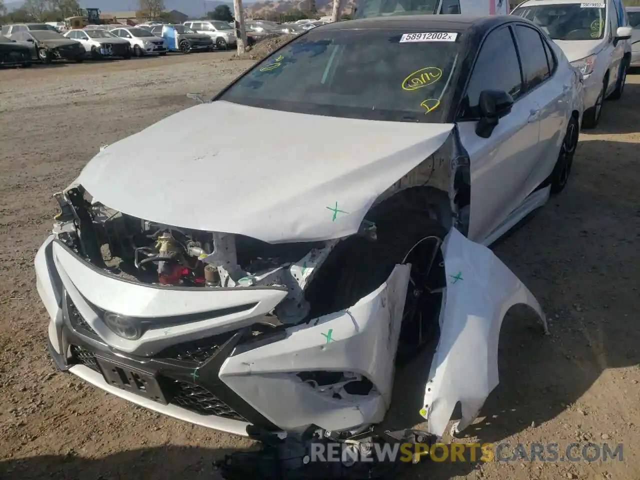 2 Photograph of a damaged car 4T1B61HKXKU246113 TOYOTA CAMRY 2019