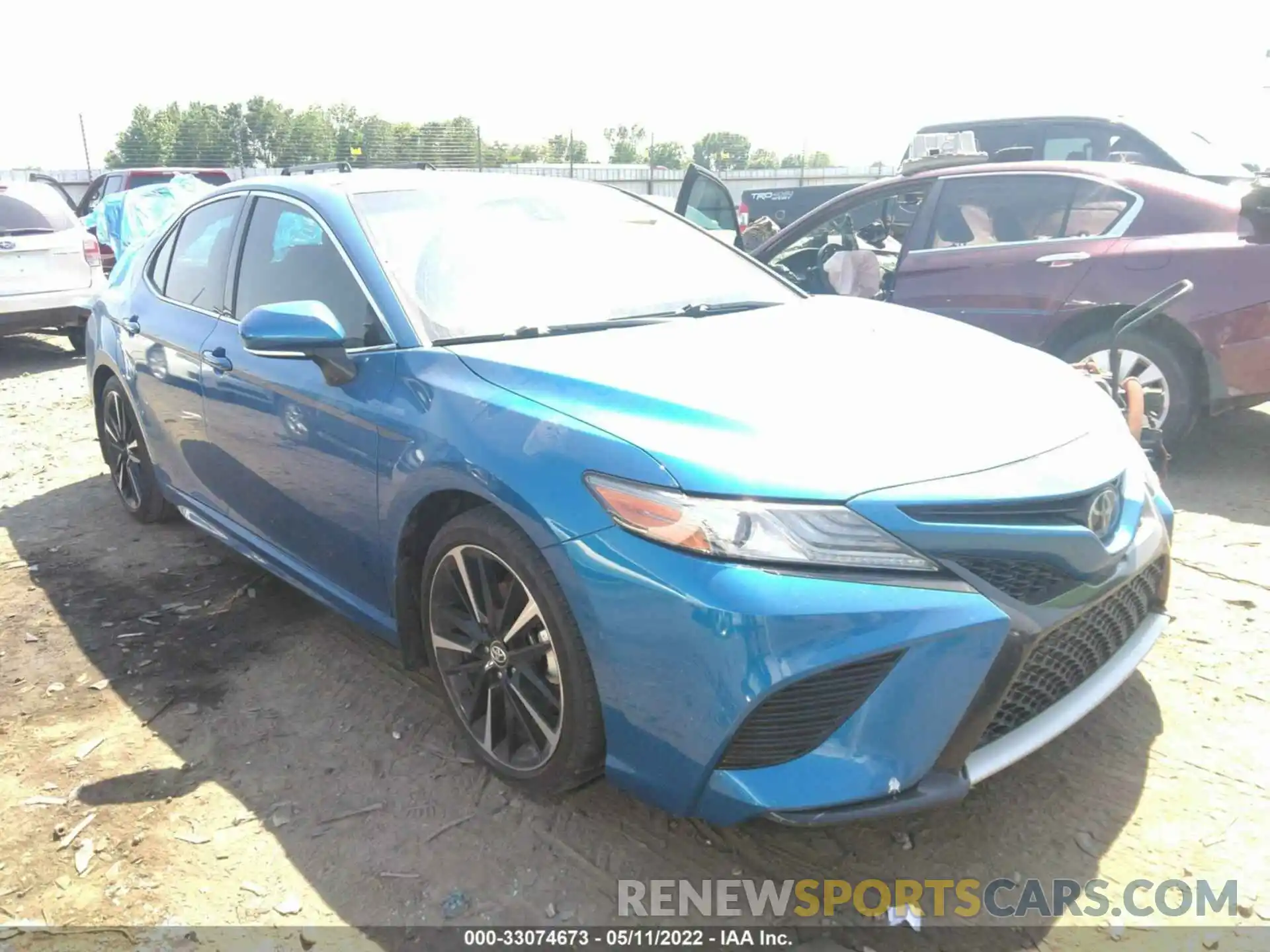 1 Photograph of a damaged car 4T1B61HKXKU246757 TOYOTA CAMRY 2019