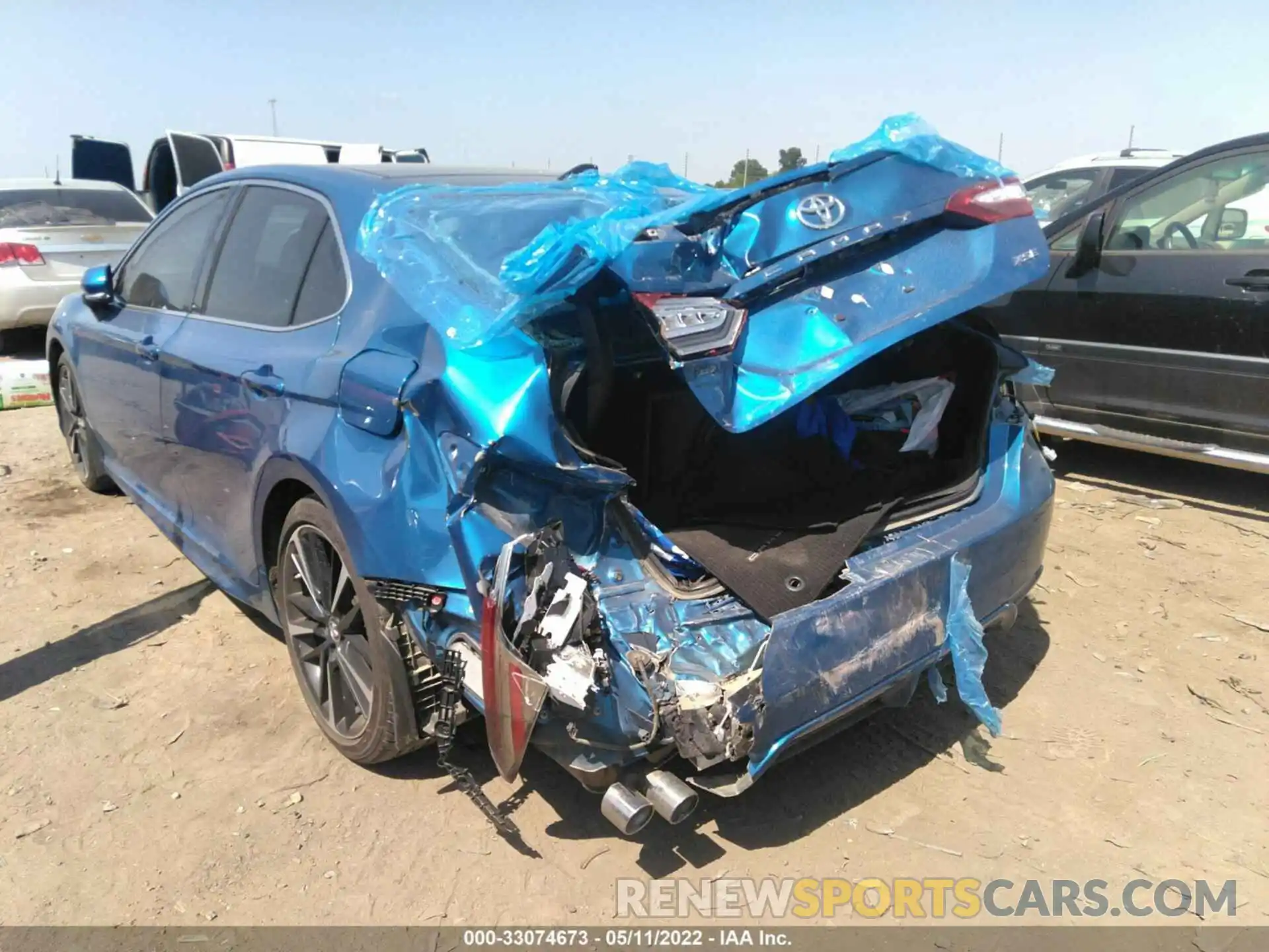 3 Photograph of a damaged car 4T1B61HKXKU246757 TOYOTA CAMRY 2019