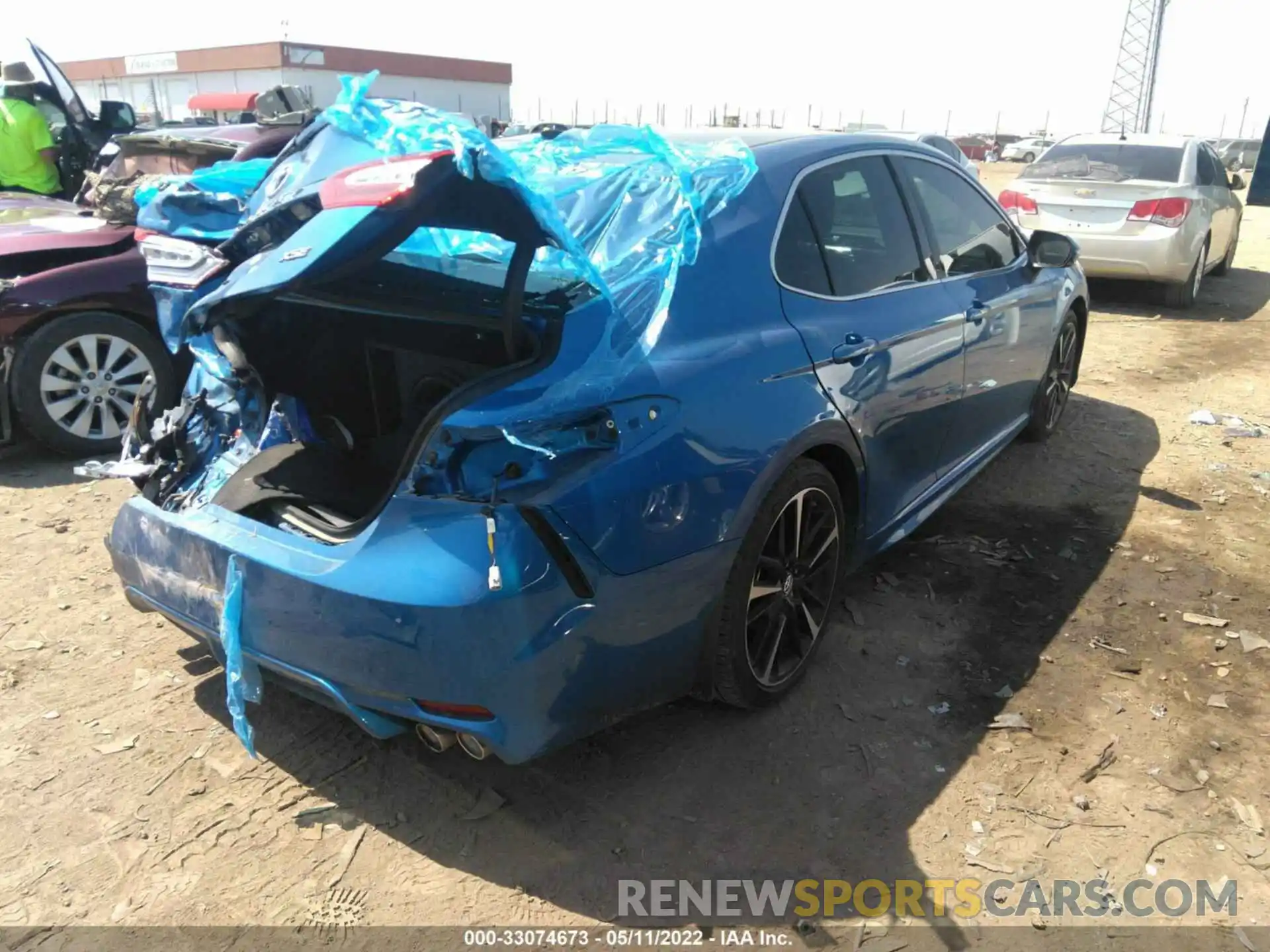 4 Photograph of a damaged car 4T1B61HKXKU246757 TOYOTA CAMRY 2019