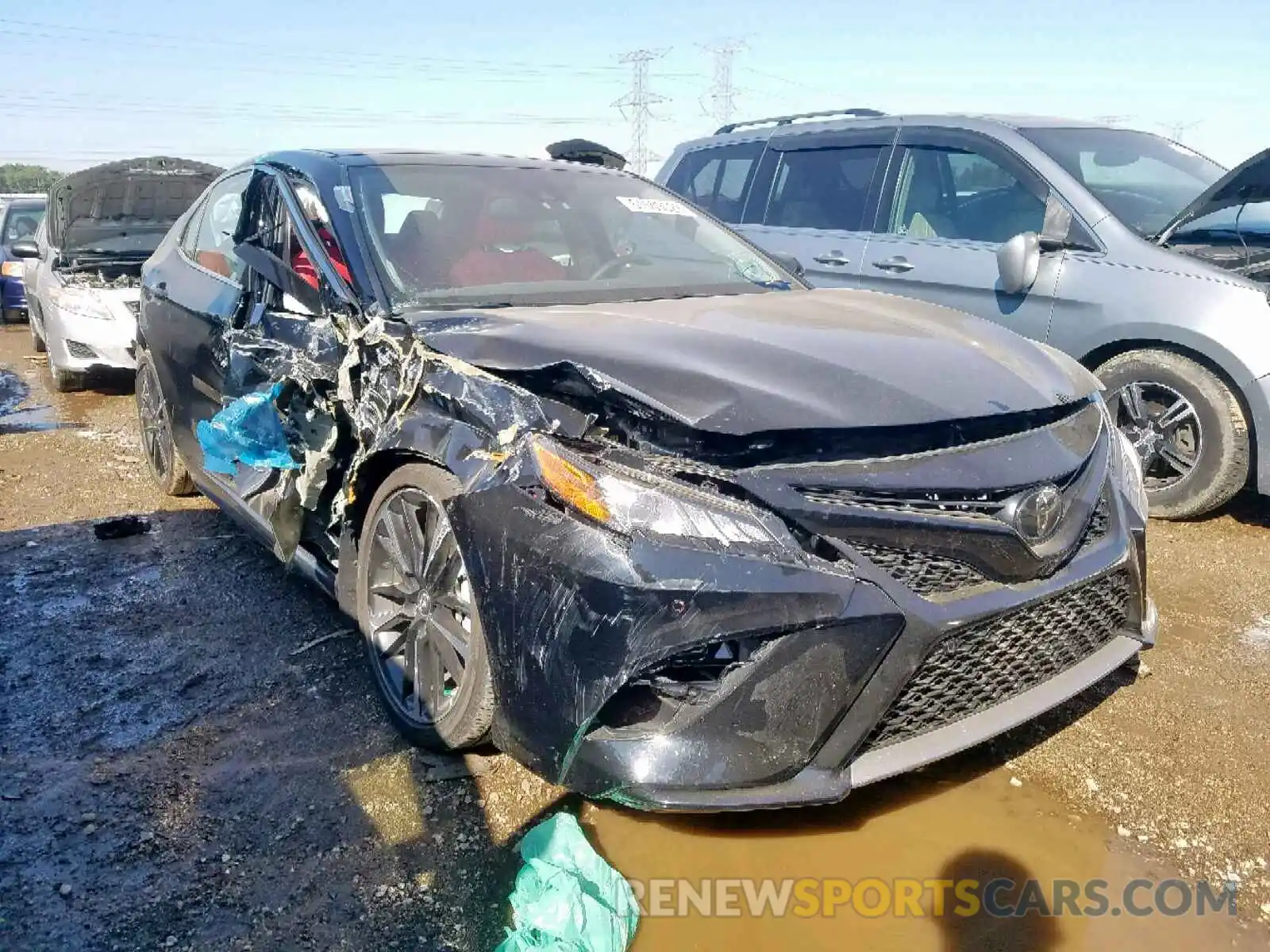 1 Photograph of a damaged car 4T1B61HKXKU253188 TOYOTA CAMRY 2019