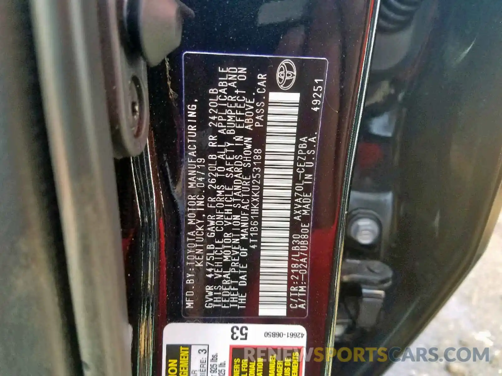 10 Photograph of a damaged car 4T1B61HKXKU253188 TOYOTA CAMRY 2019