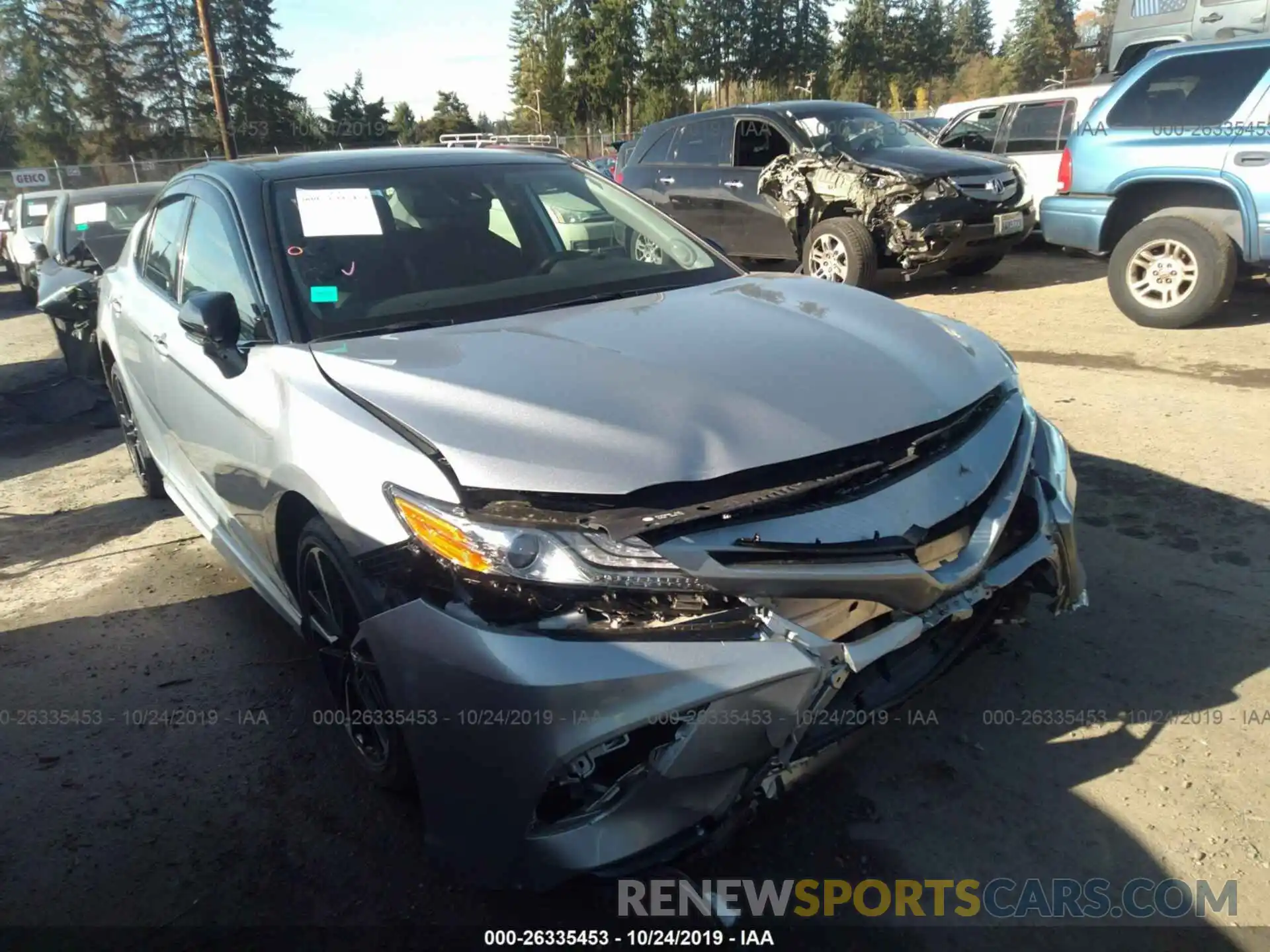 1 Photograph of a damaged car 4T1B61HKXKU256866 TOYOTA CAMRY 2019