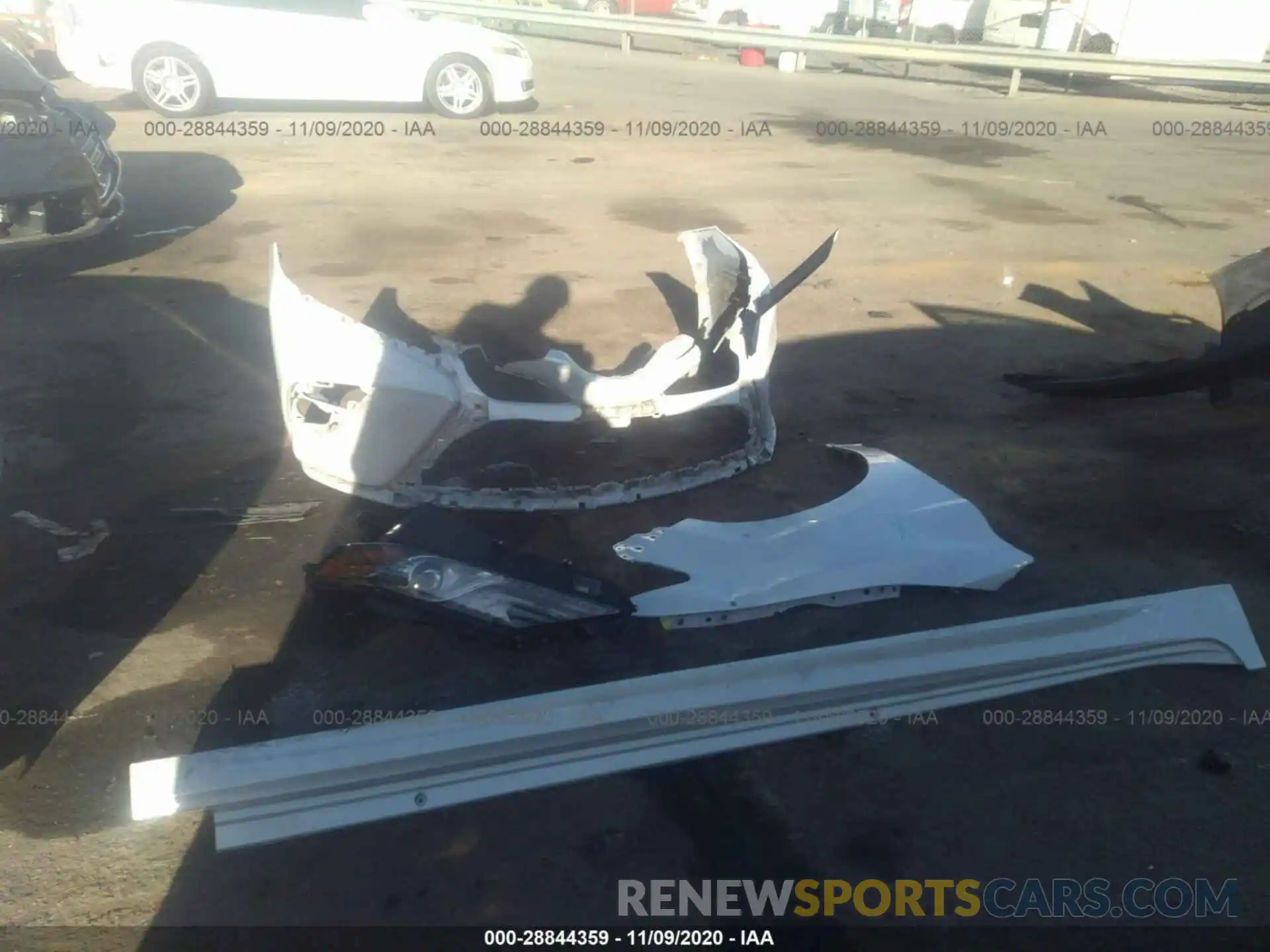 12 Photograph of a damaged car 4T1B61HKXKU259170 TOYOTA CAMRY 2019