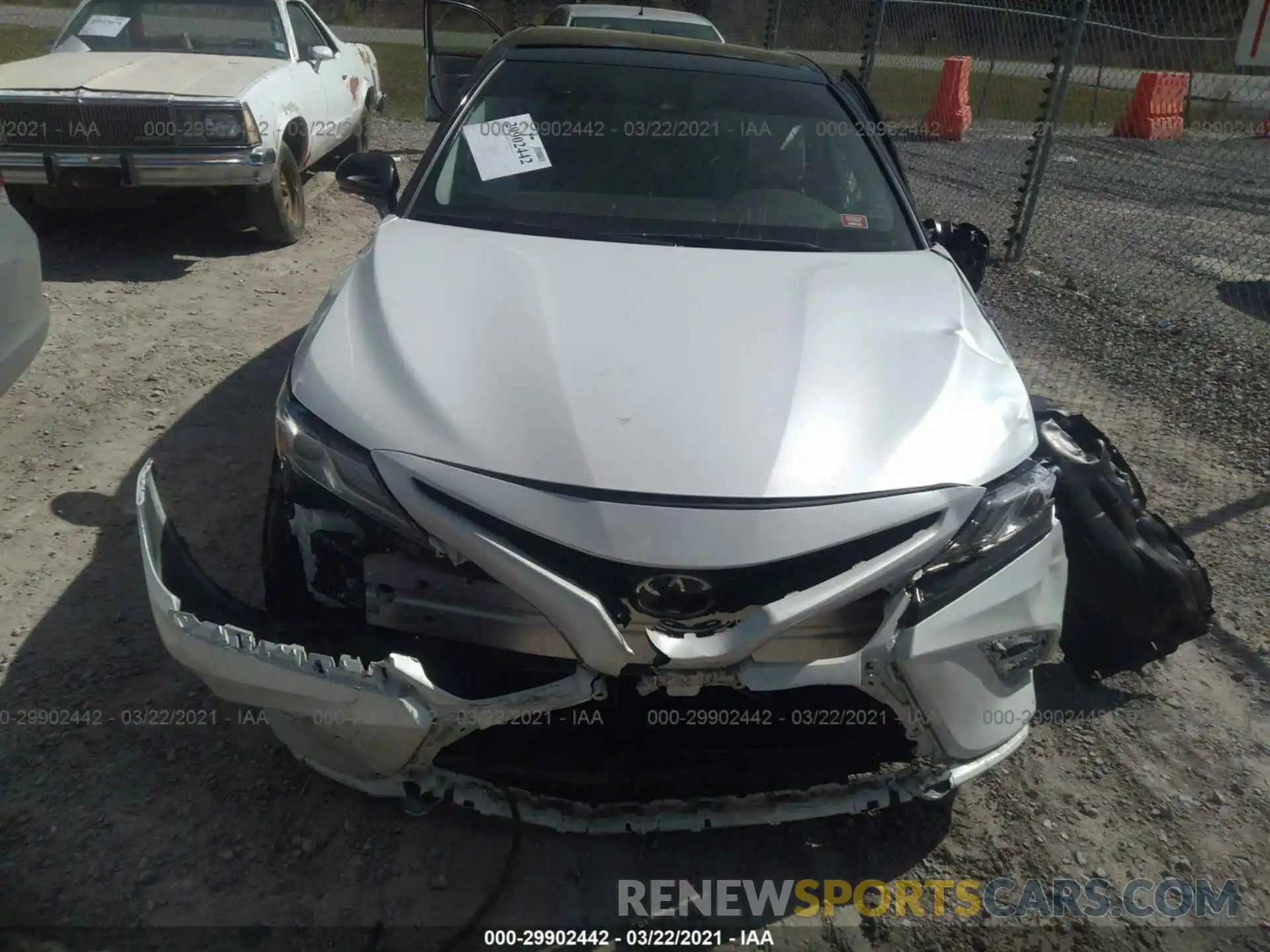 6 Photograph of a damaged car 4T1B61HKXKU263350 TOYOTA CAMRY 2019