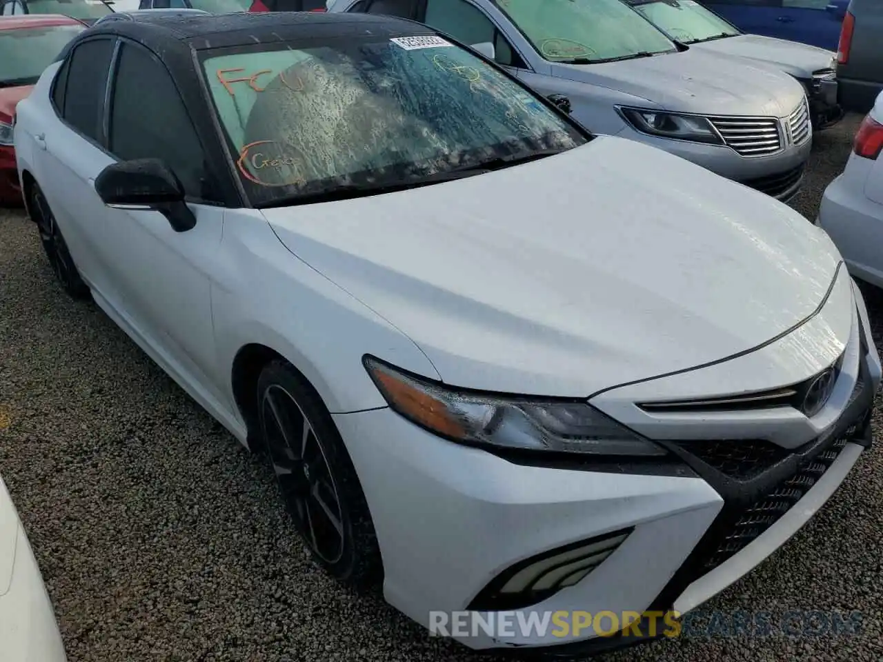 1 Photograph of a damaged car 4T1B61HKXKU267723 TOYOTA CAMRY 2019