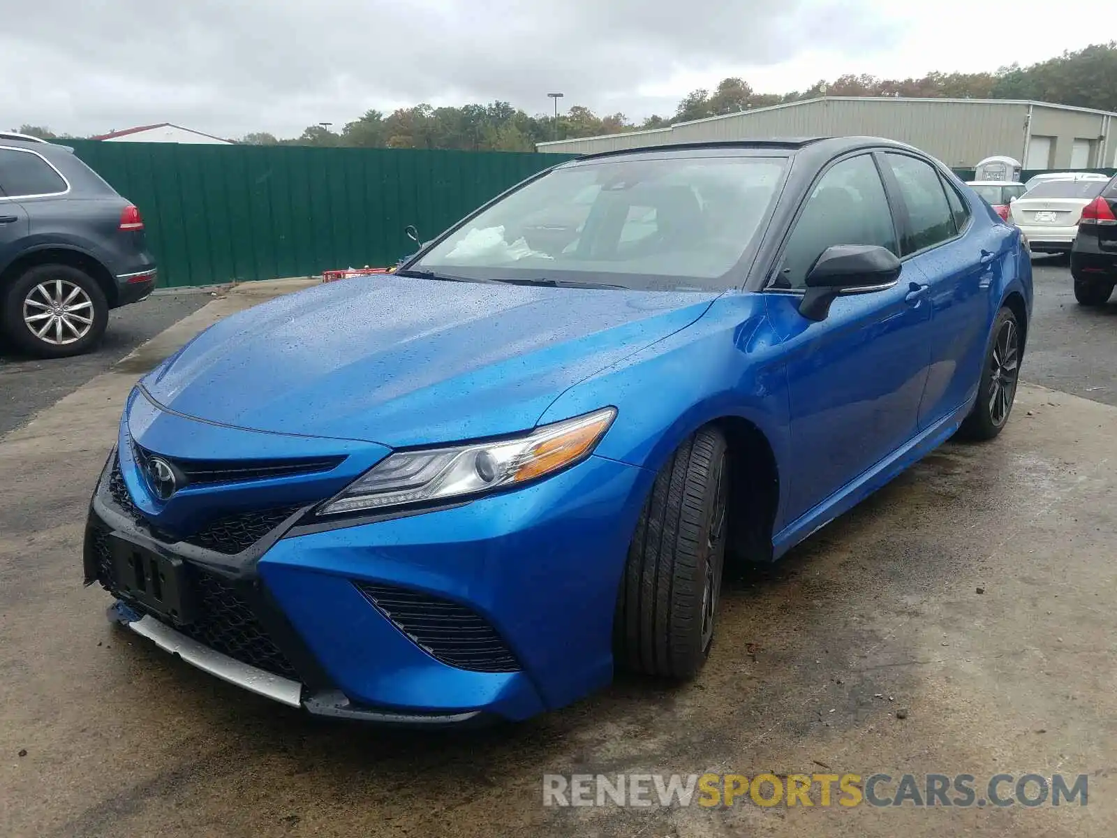 2 Photograph of a damaged car 4T1B61HKXKU268175 TOYOTA CAMRY 2019