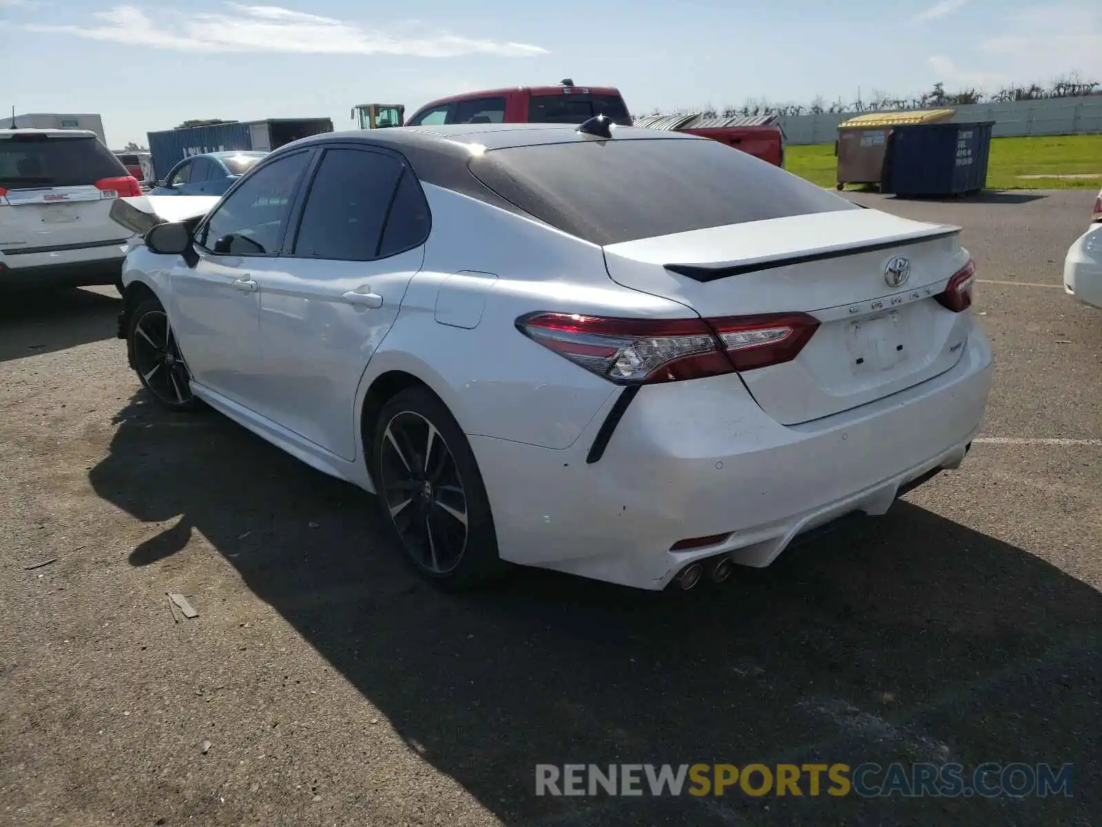 3 Photograph of a damaged car 4T1B61HKXKU272999 TOYOTA CAMRY 2019