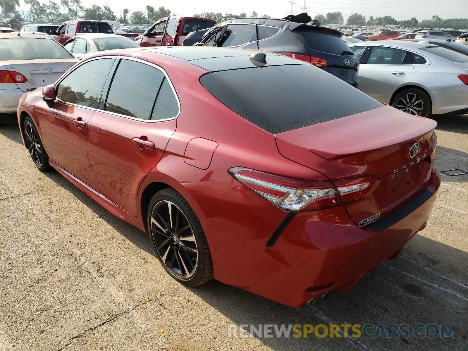 3 Photograph of a damaged car 4T1B61HKXKU292296 TOYOTA CAMRY 2019