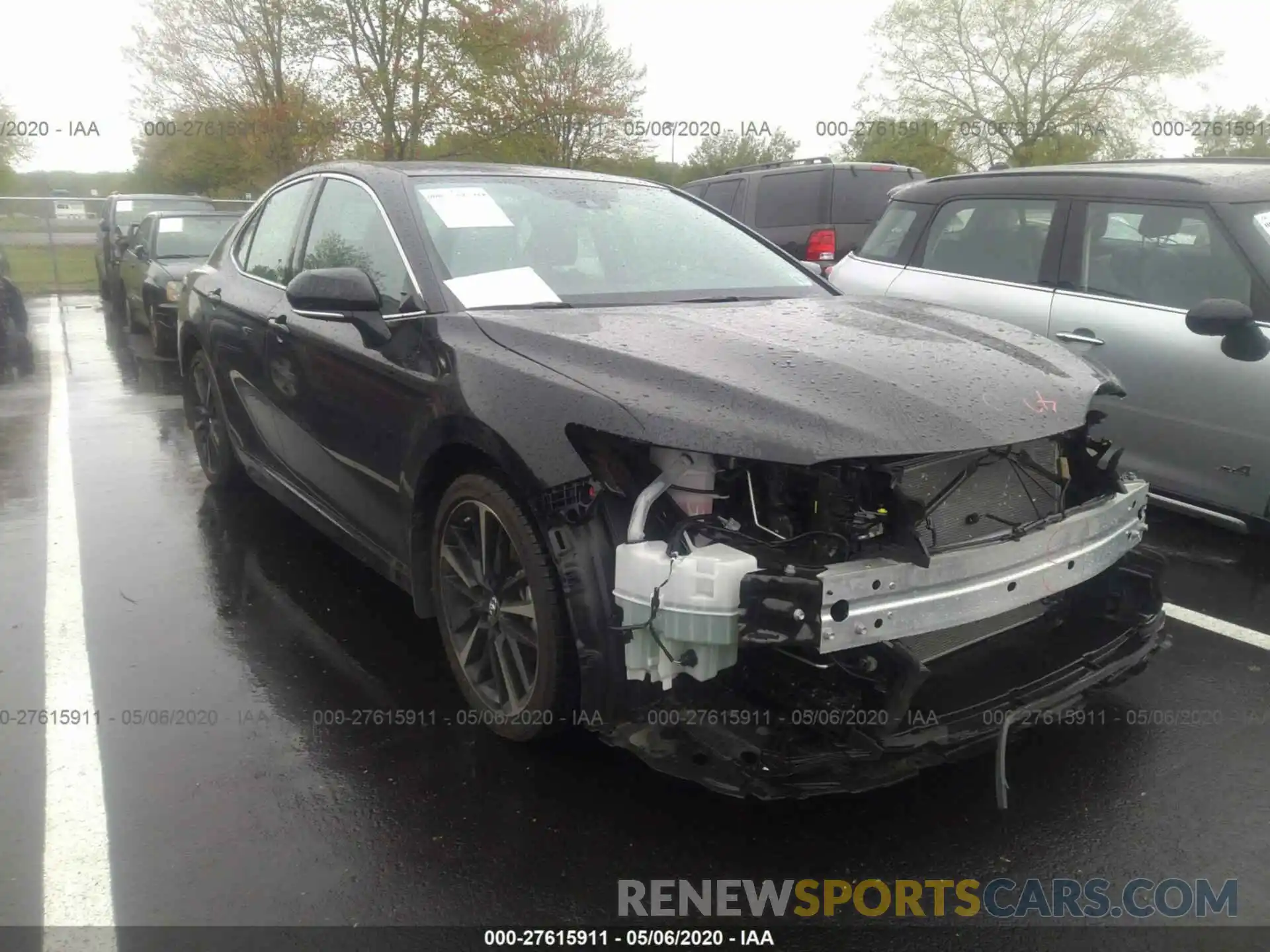 1 Photograph of a damaged car 4T1B61HKXKU293741 TOYOTA CAMRY 2019