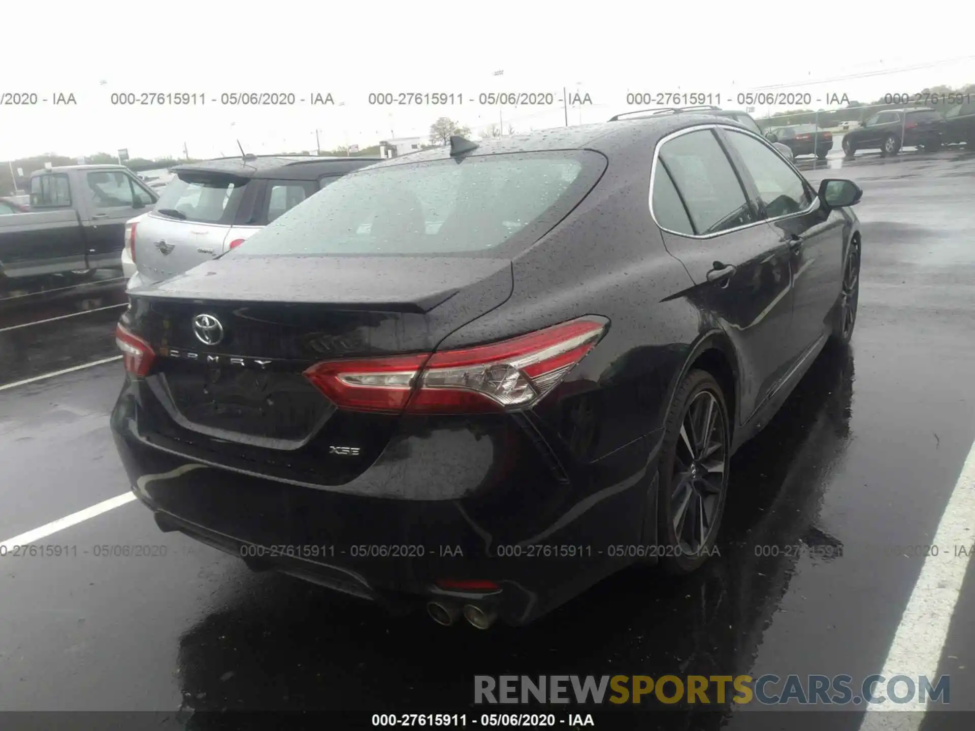 4 Photograph of a damaged car 4T1B61HKXKU293741 TOYOTA CAMRY 2019