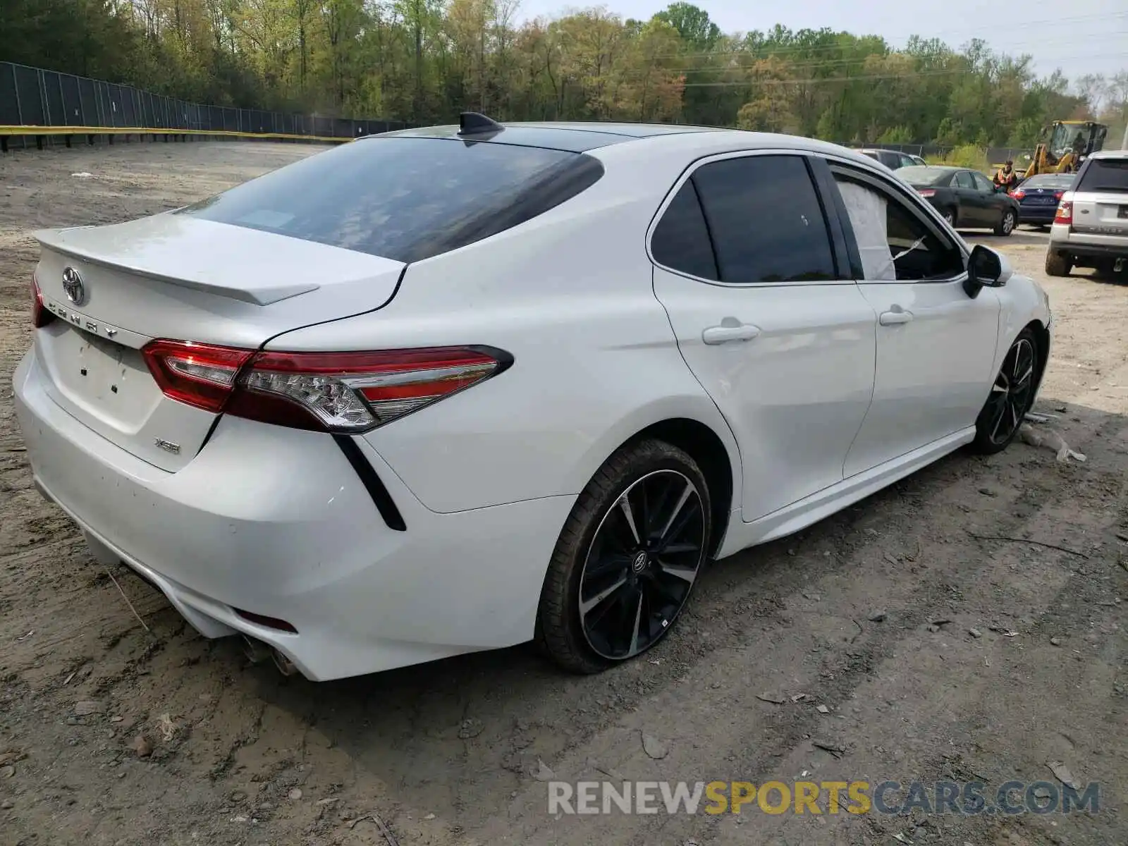 4 Photograph of a damaged car 4T1B61HKXKU297286 TOYOTA CAMRY 2019