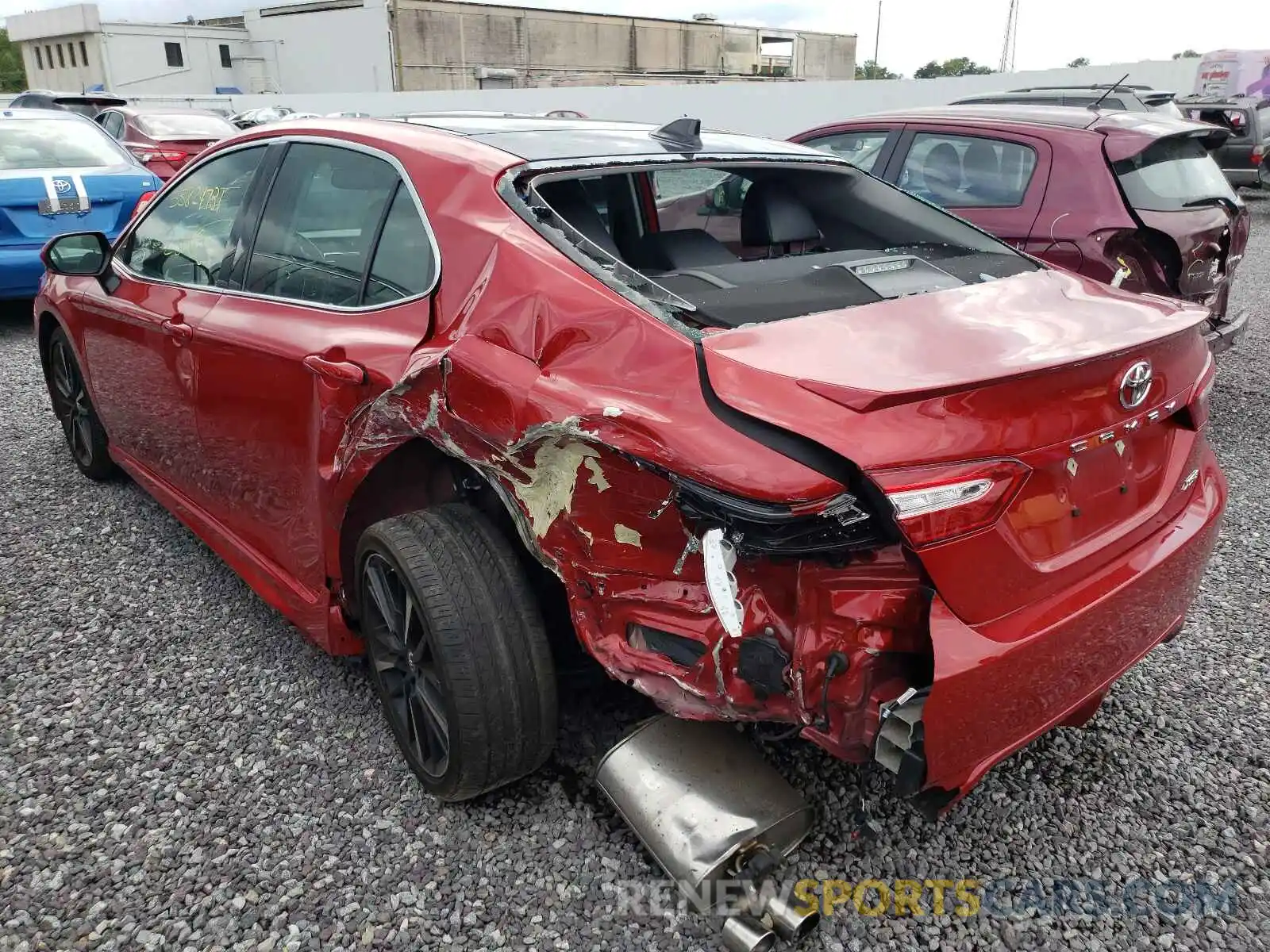 3 Photograph of a damaged car 4T1B61HKXKU298373 TOYOTA CAMRY 2019