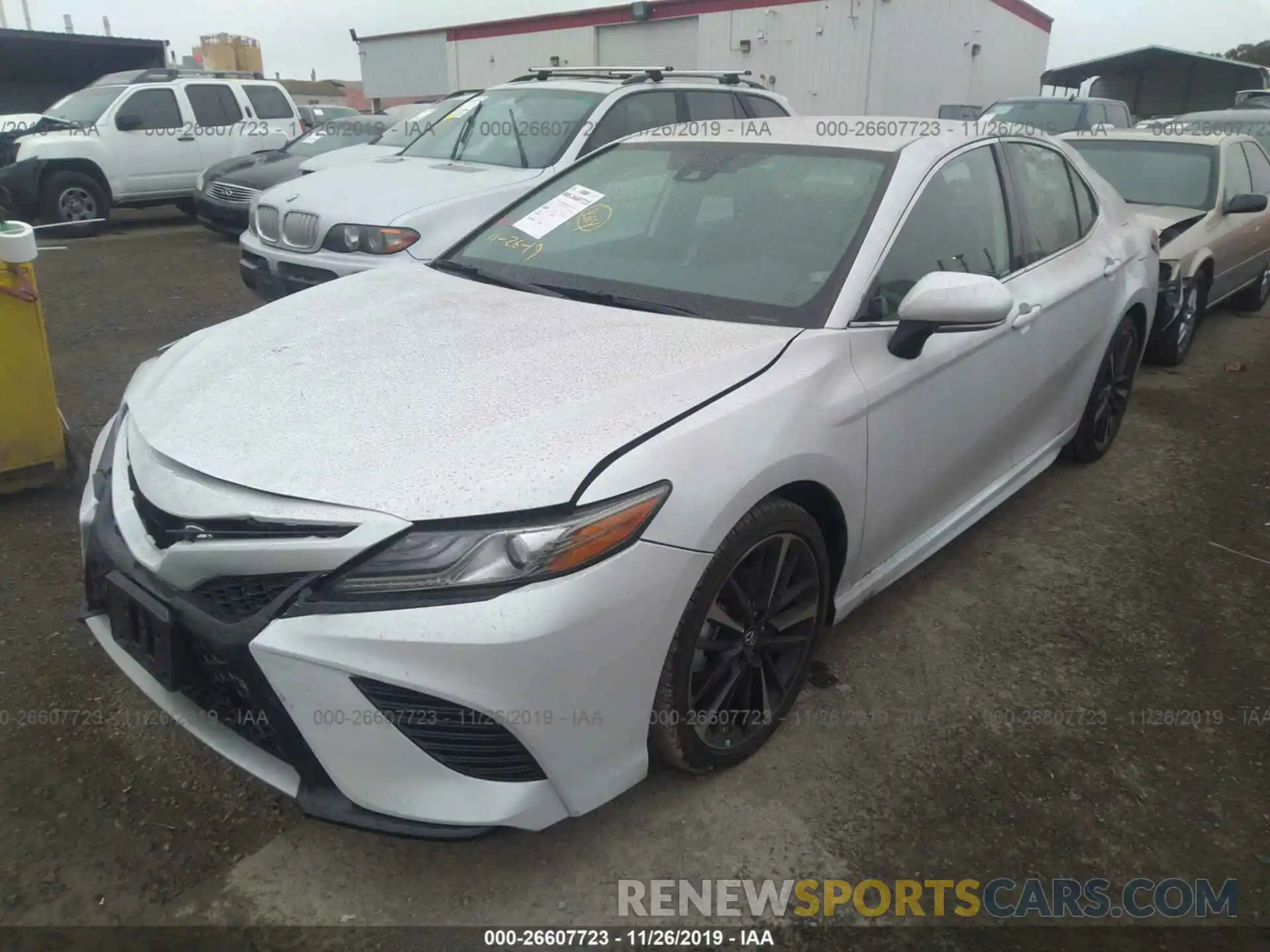 6 Photograph of a damaged car 4T1B61HKXKU682718 TOYOTA CAMRY 2019